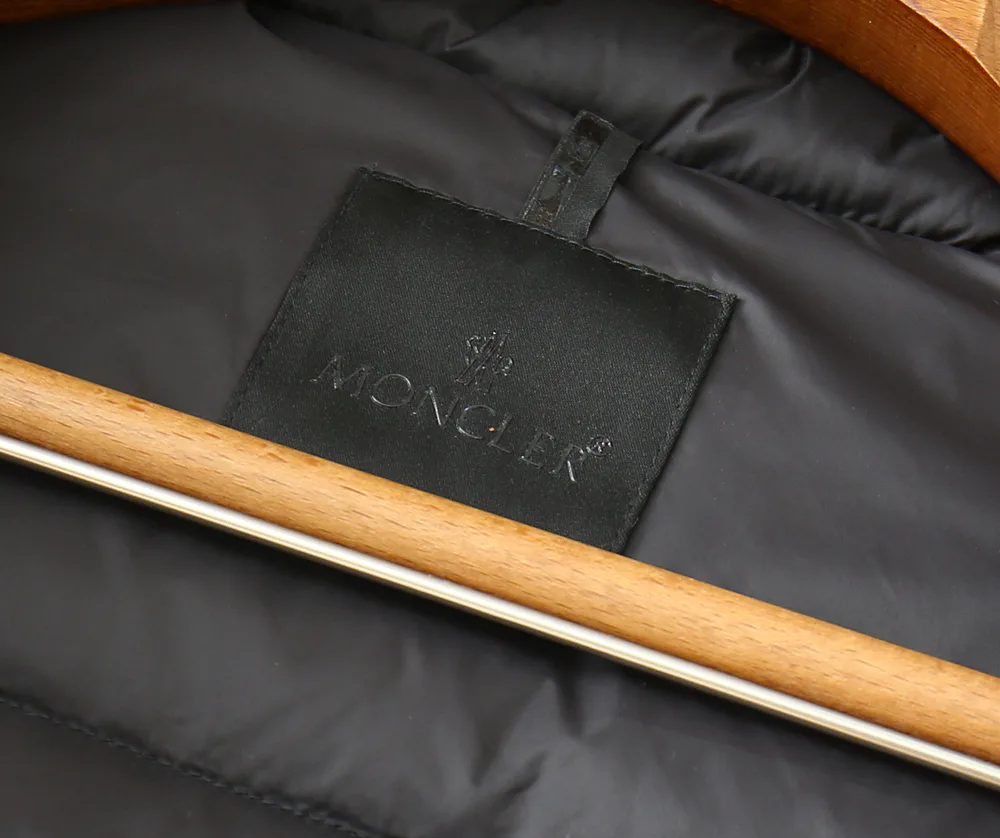 Women's Vests MONCLER 18188864