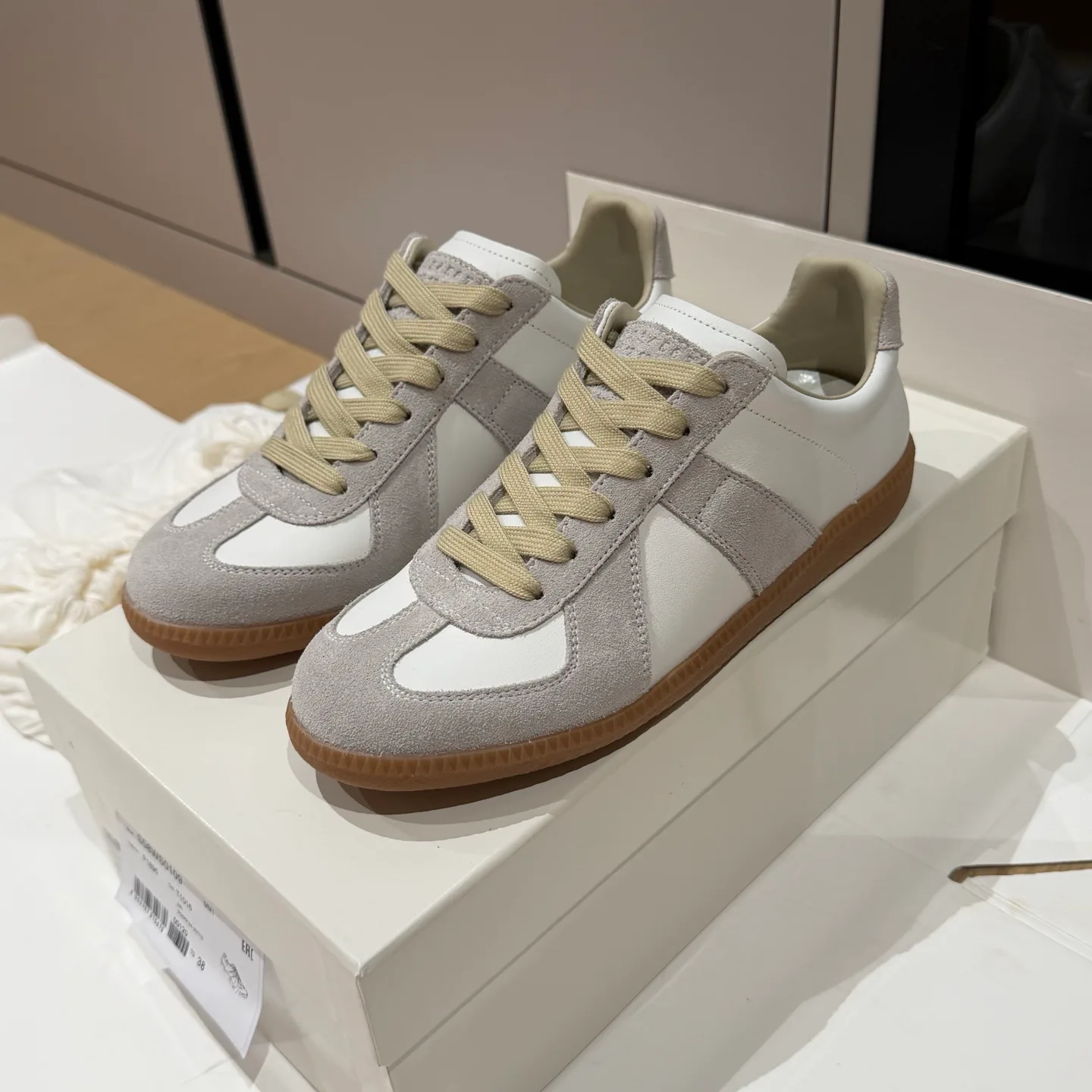 Women's Sneakers MAISON MARGIELA 18551756