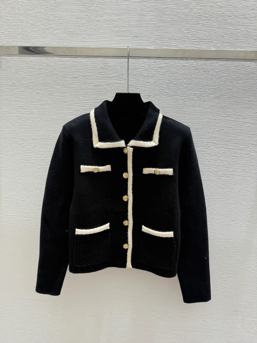 Women's Jumpers And Sweaters CHANEL 18185282