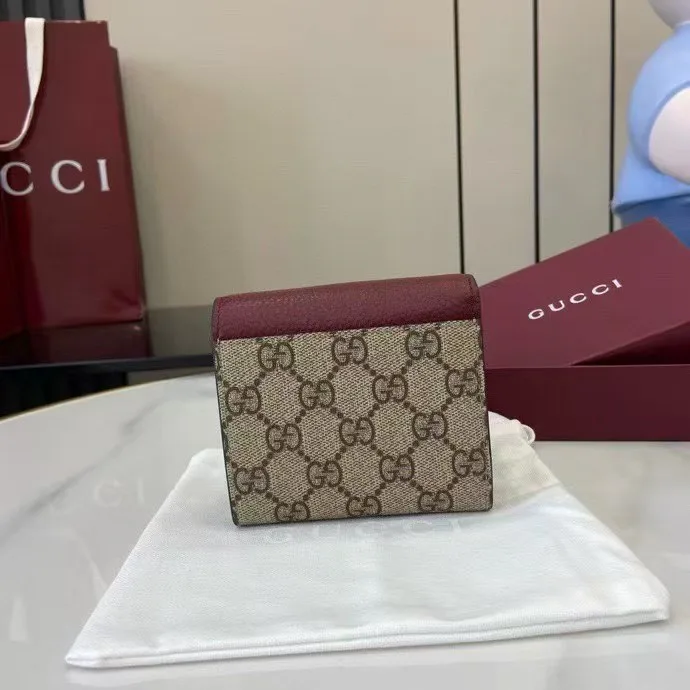 Women's Clutches GUCCI 17904032