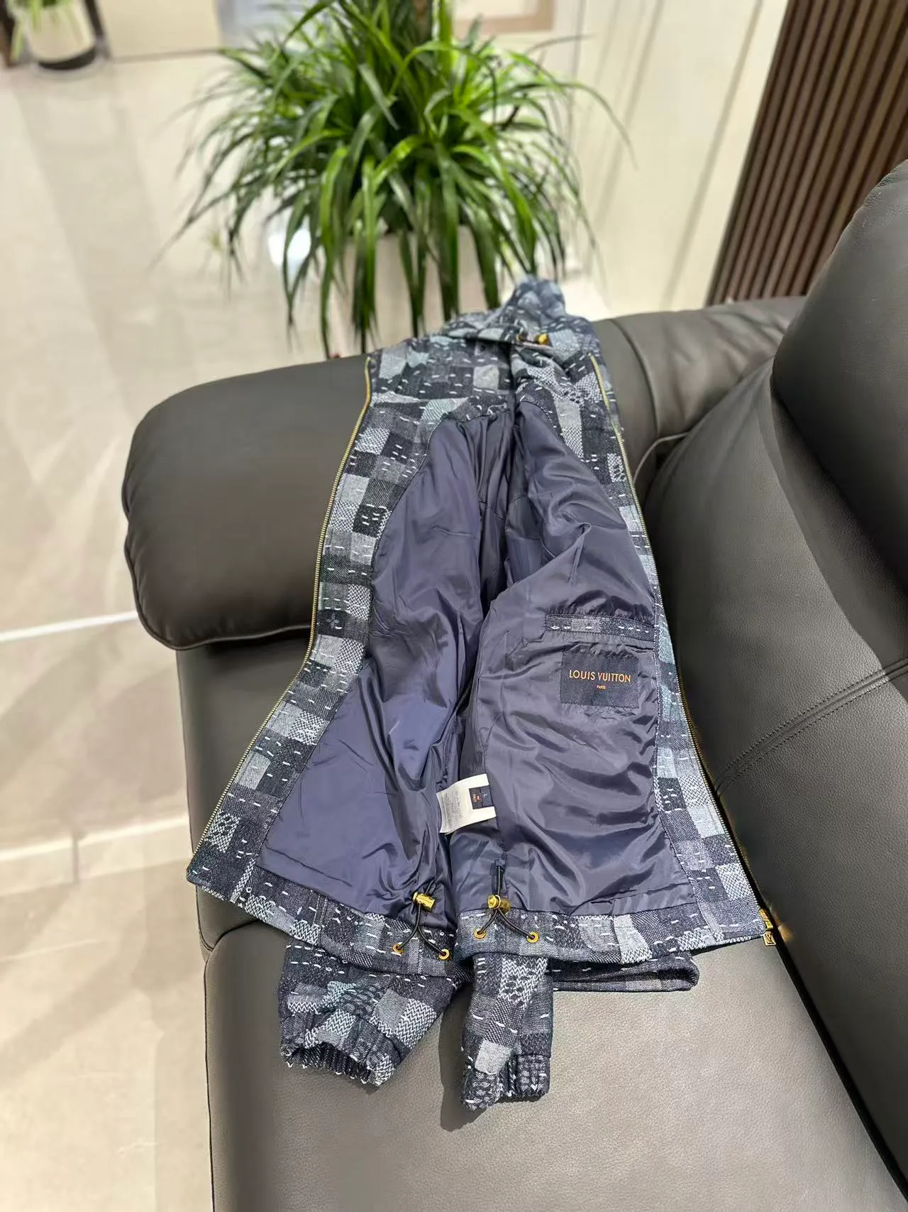 Men's Jackets And Down Jackets LOUIS VUITTON 17707399