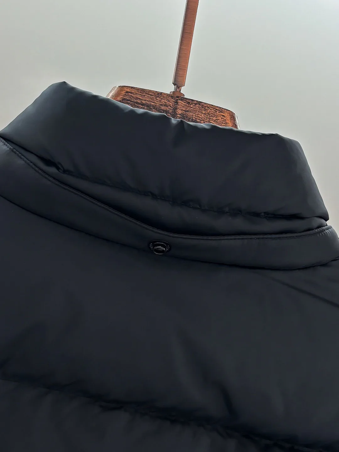 Жилеты Мужские Moncler 18596635