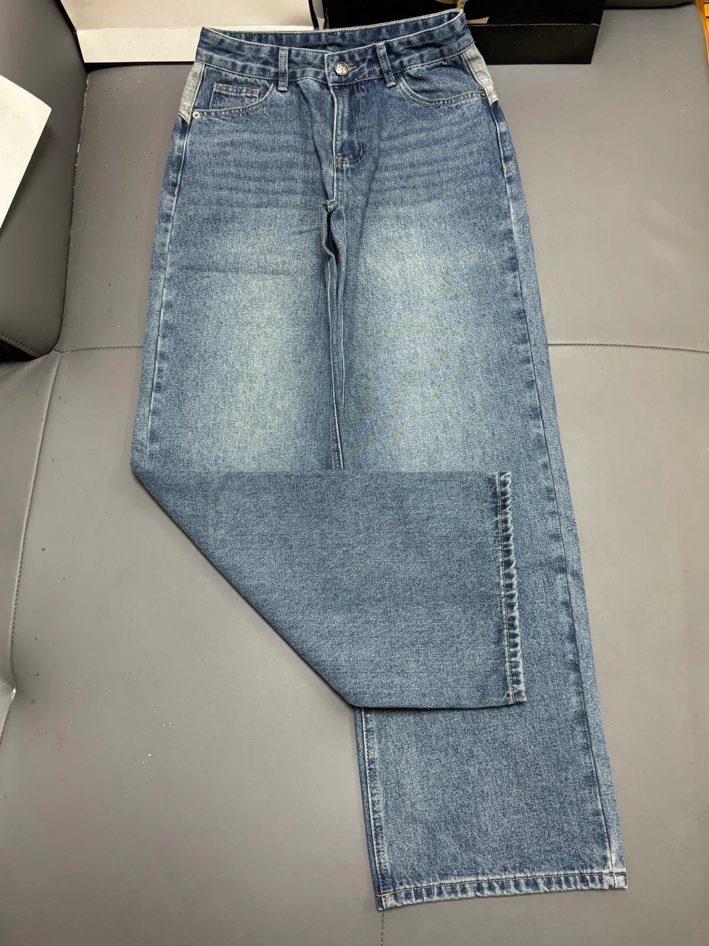 Women's Jeans CHANEL 18174628