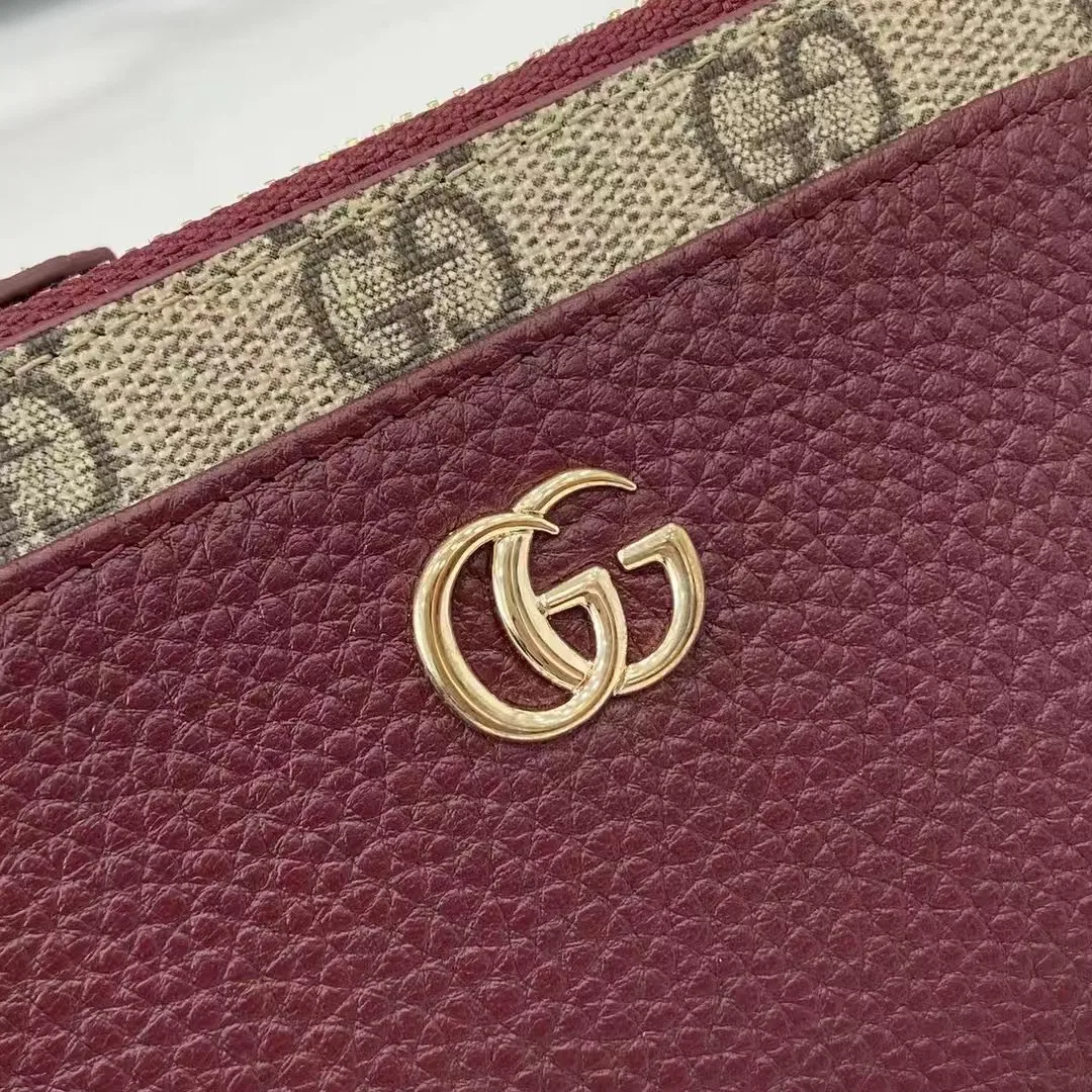 Women's Clutches GUCCI 17882884