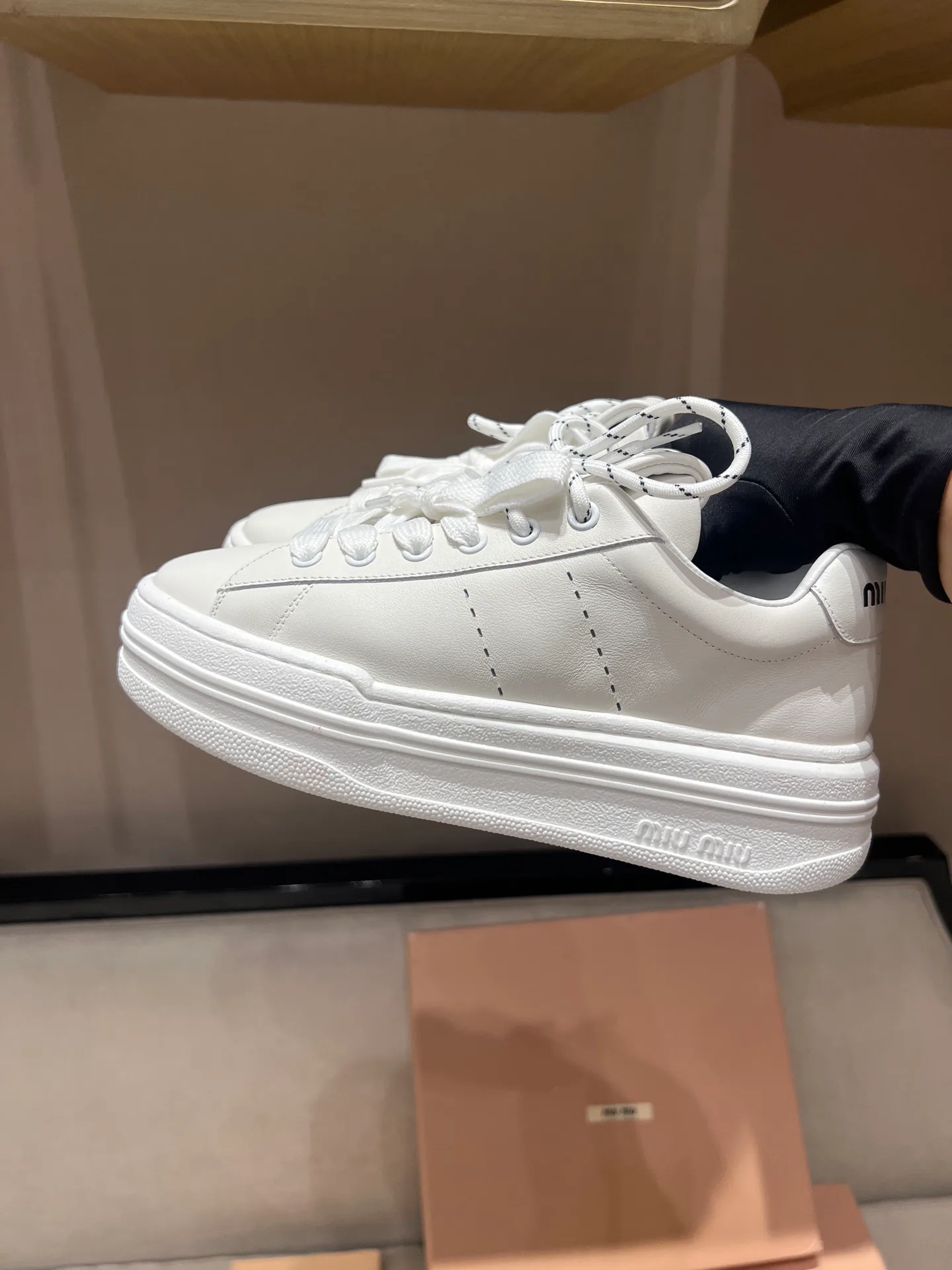 Women's Sneakers MIU MIU 18020221