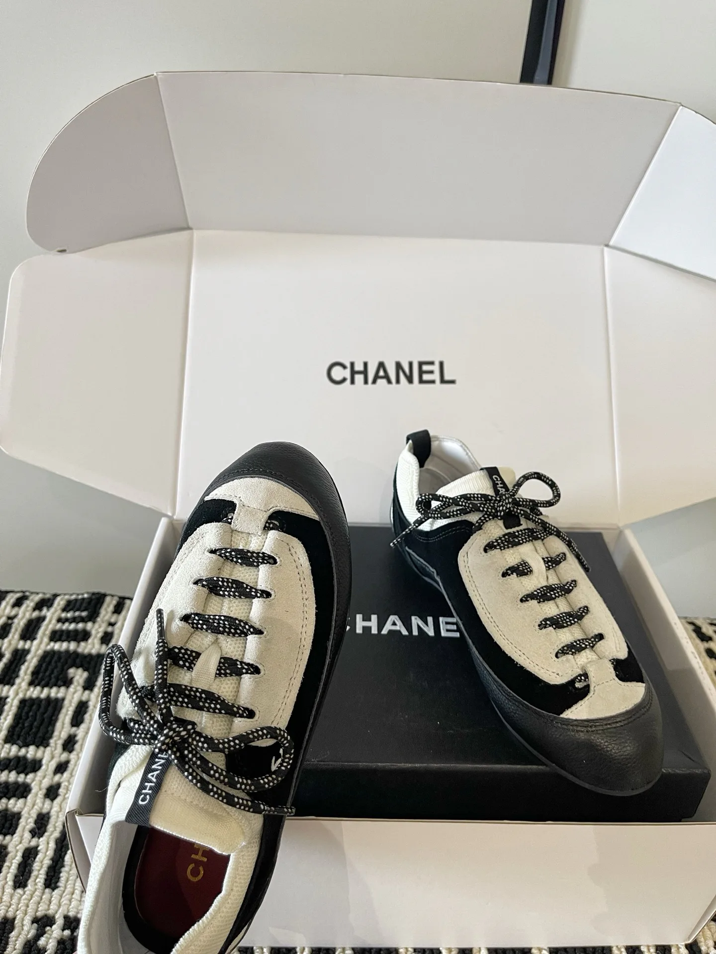 Women's Sneakers CHANEL 17866984
