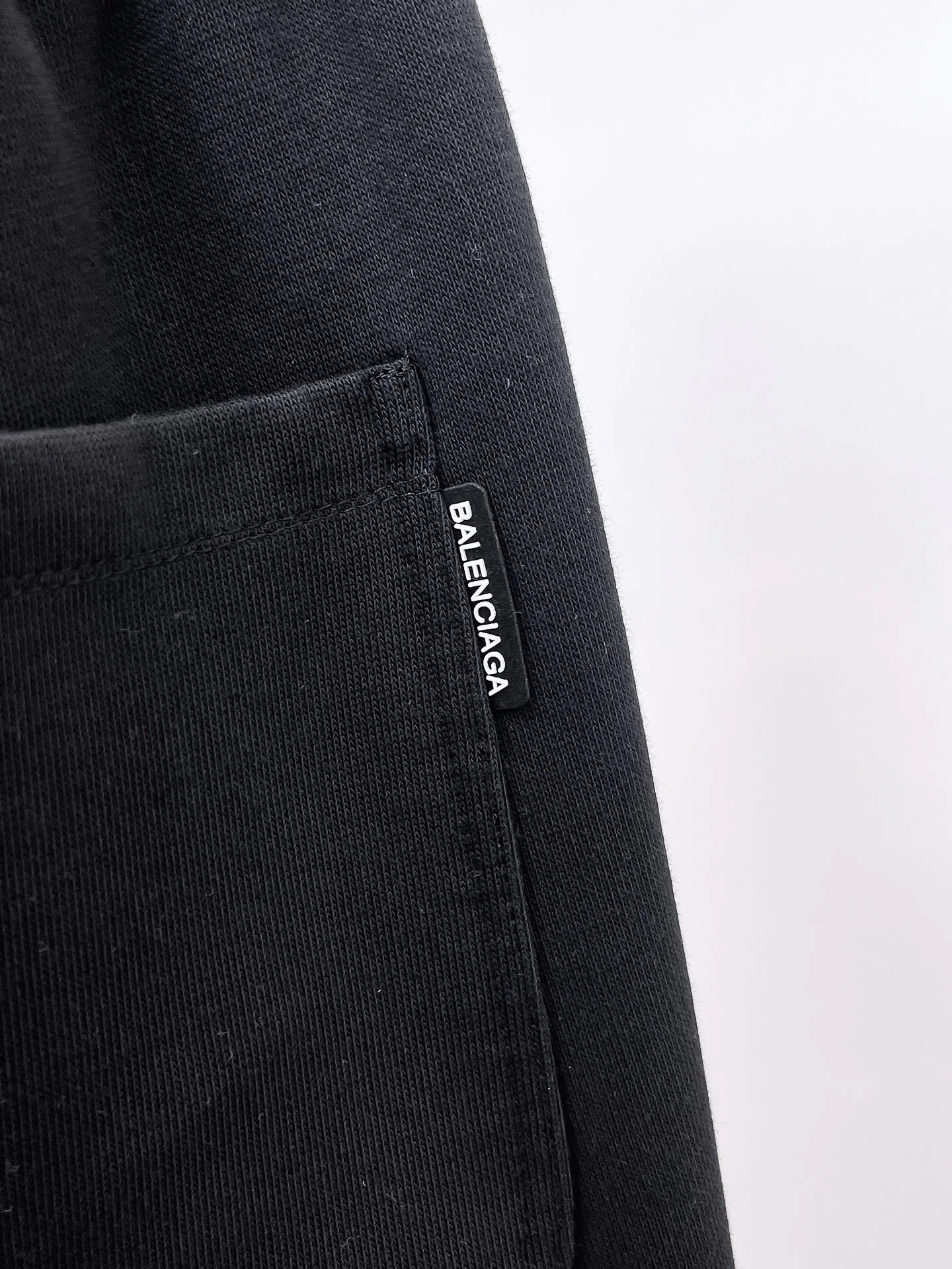 Men's Trousers BALENCIAGA 18197343