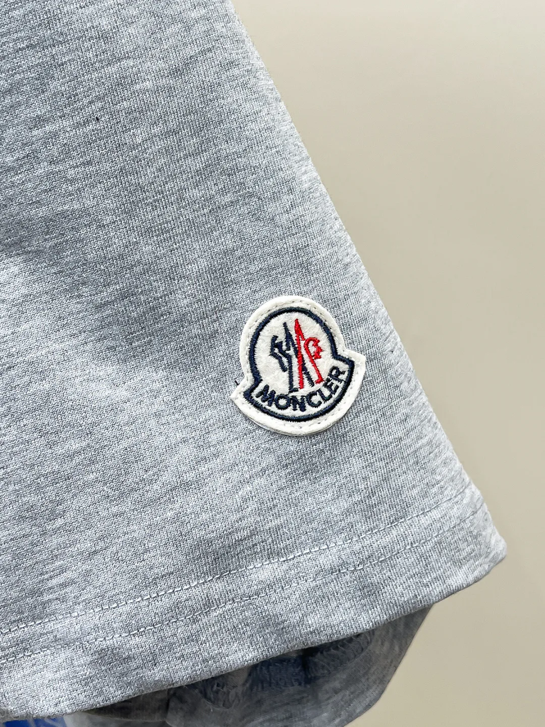 Men's T-Shirts MONCLER 18499471
