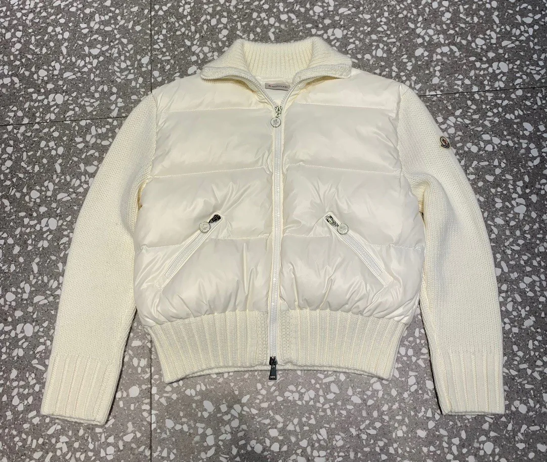 Women's Jackets And Down Jackets MONCLER 18129923