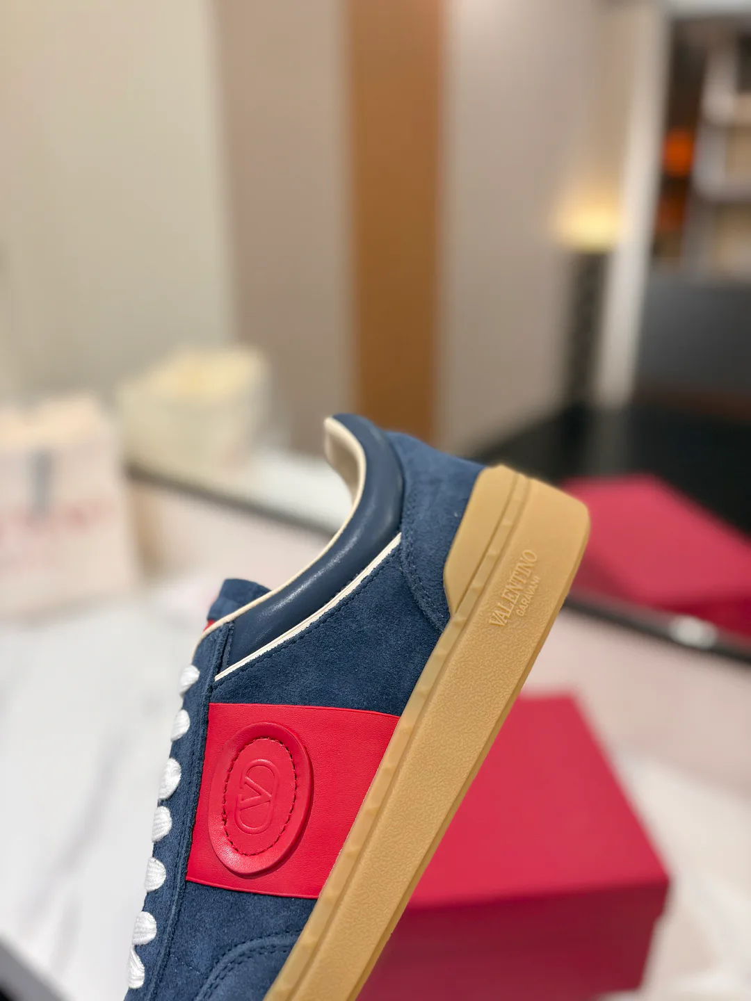 Women's Sneakers VALENTINO 18282467
