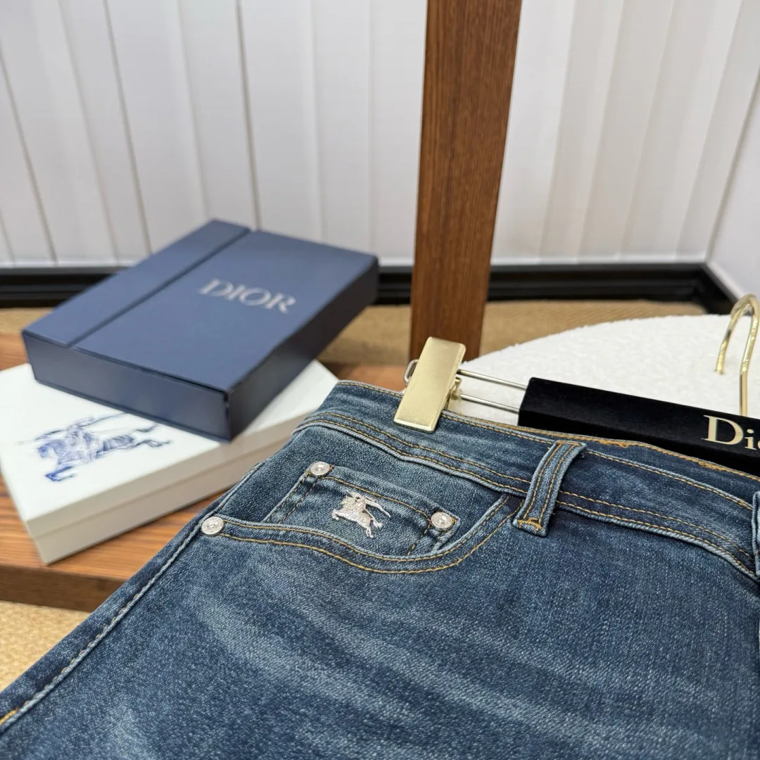 Men's Jeans BURBERRY 17037230