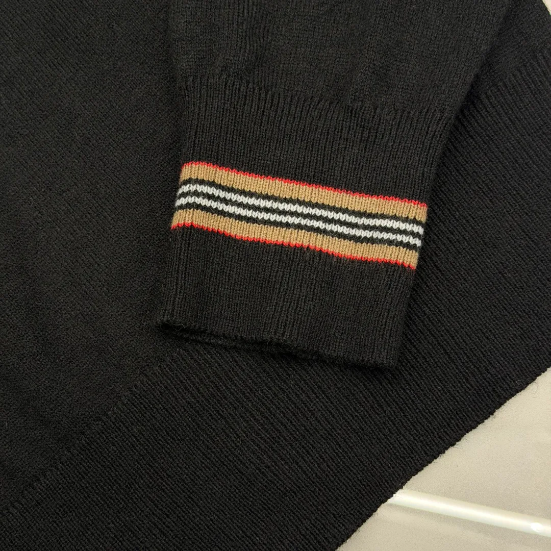 Men's Jumpers And Sweaters BURBERRY 17917637