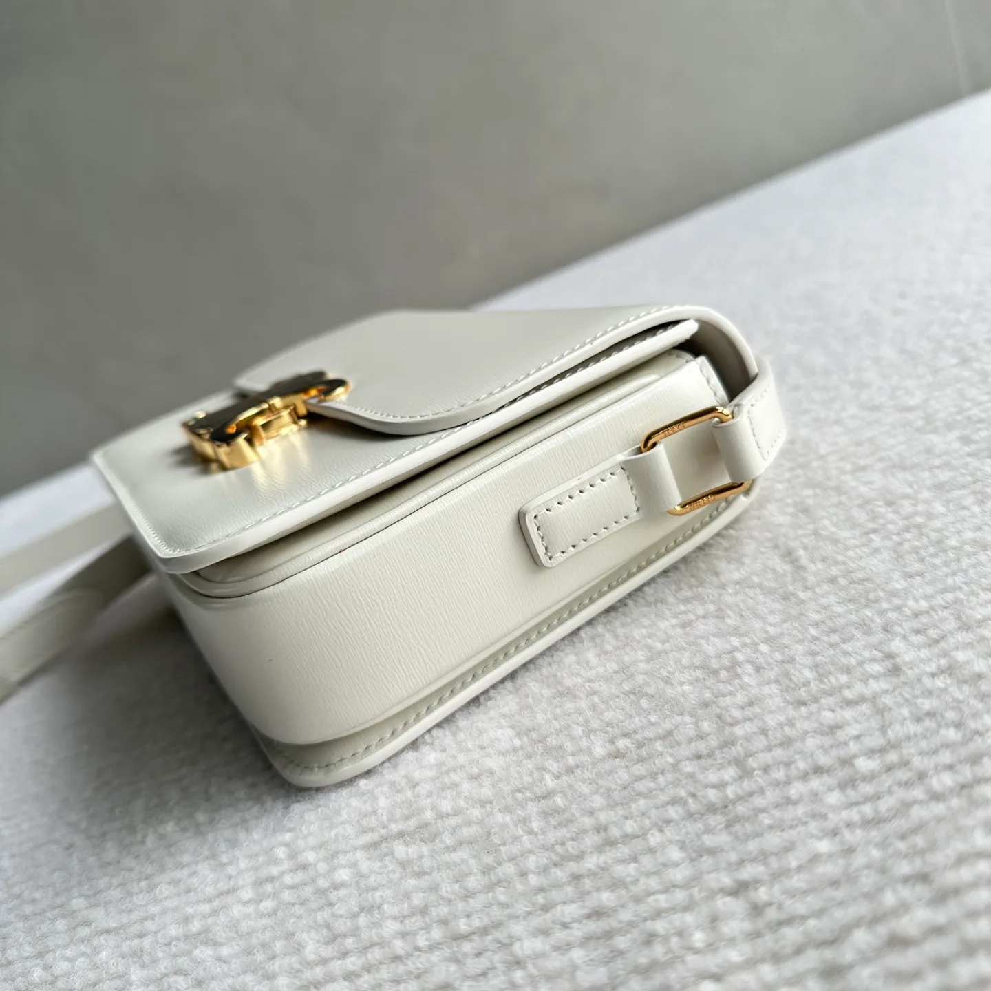 Women's Classic Handbags CELINE 17796563