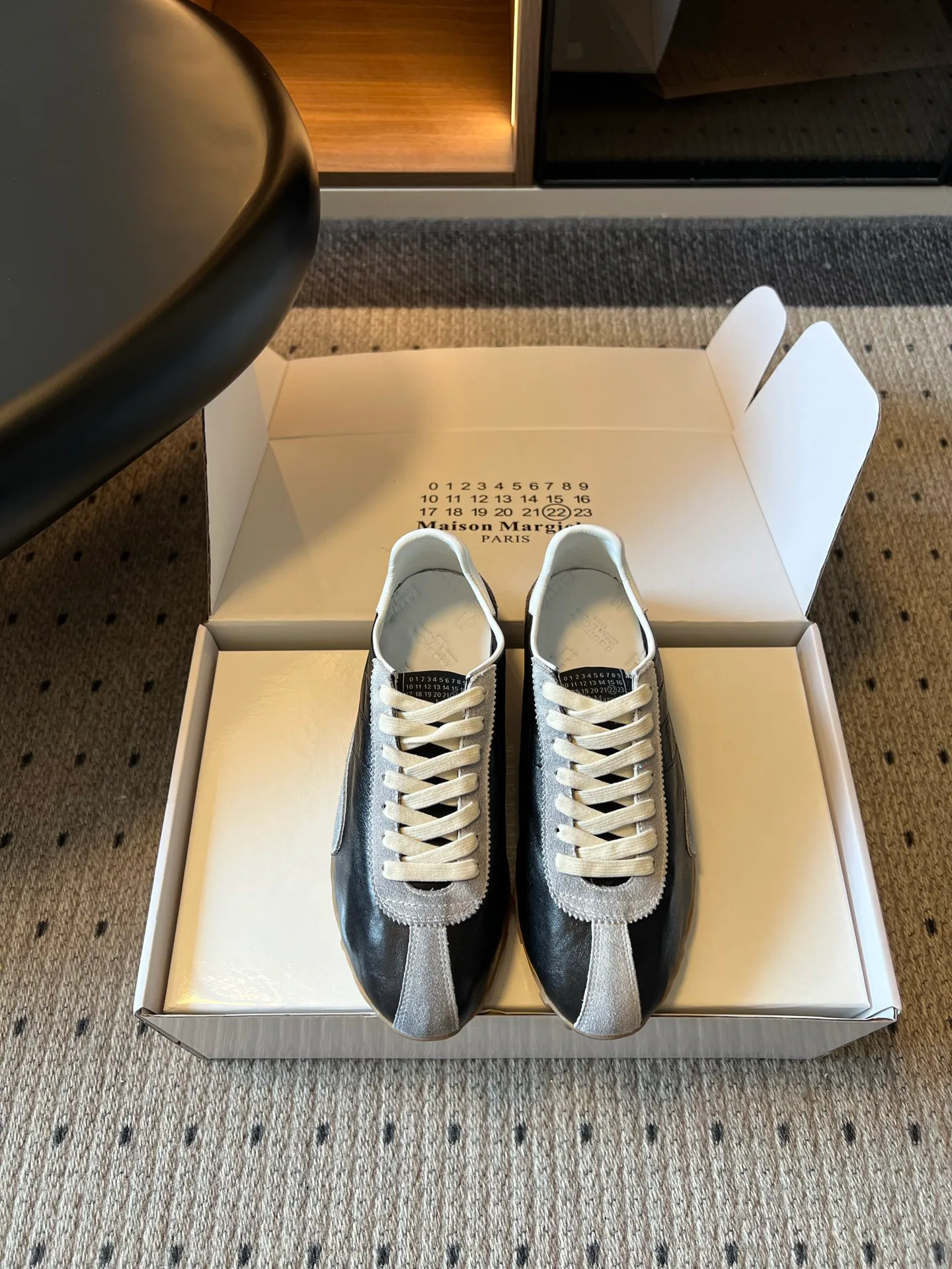 Women's Sneakers MAISON MARGIELA 17523636
