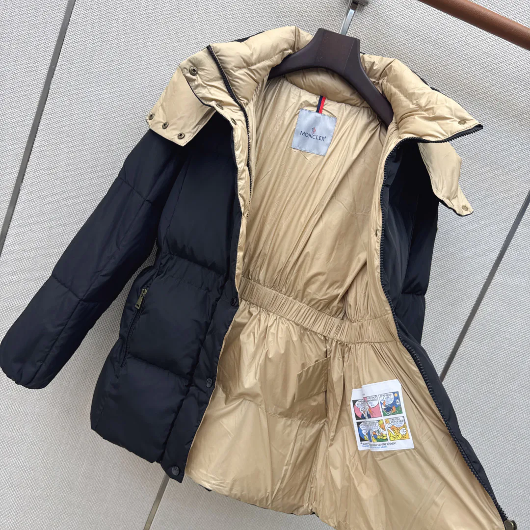 Women's Jackets And Down Jackets MONCLER 18225552