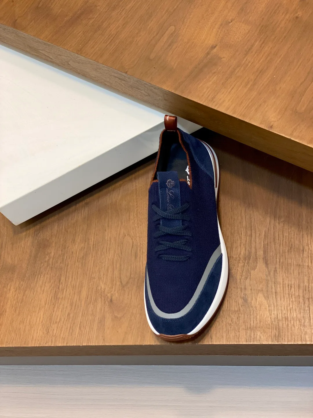 Men's Sneakers LORO PIANA 18100252