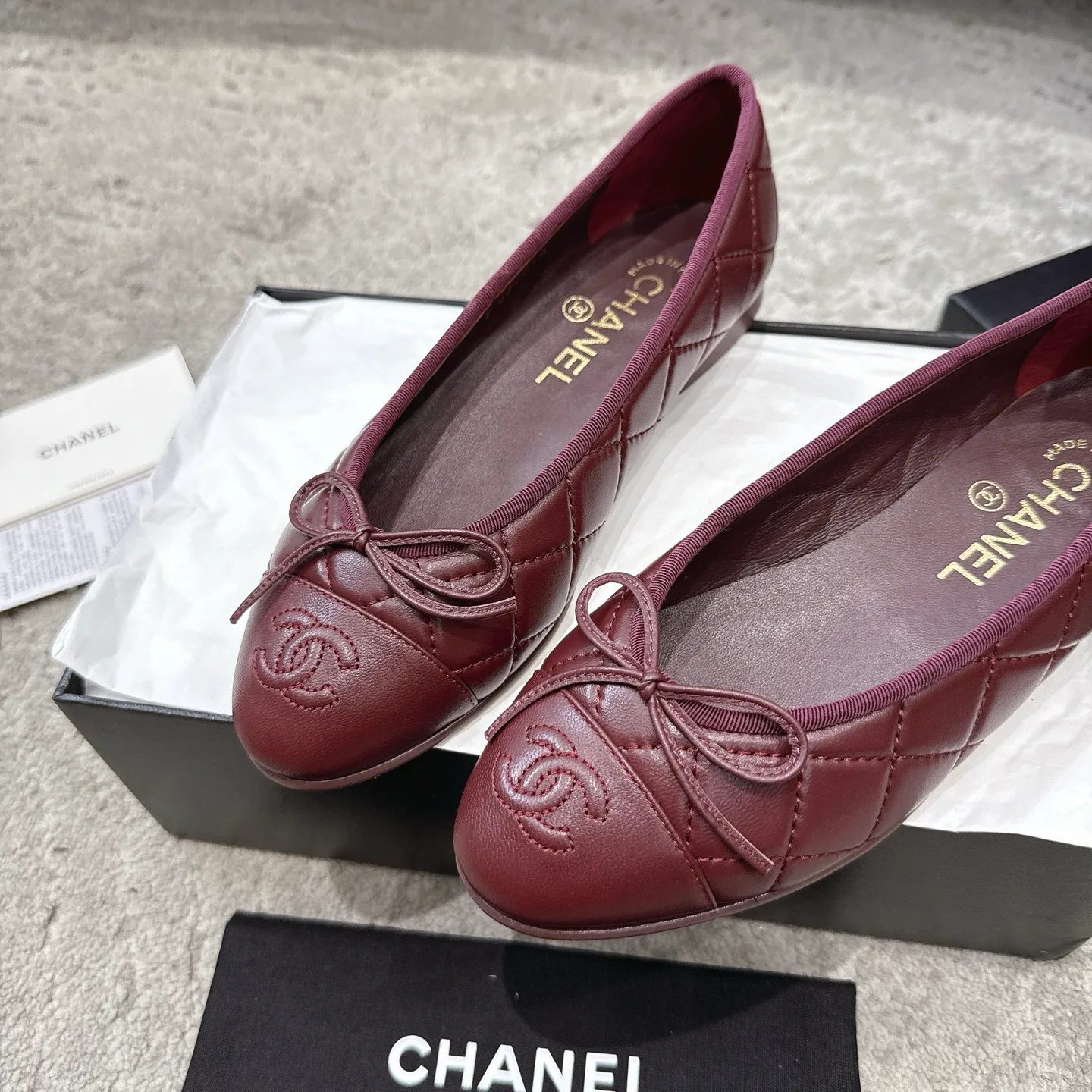 Women's Ballet Flats CHANEL 17572350