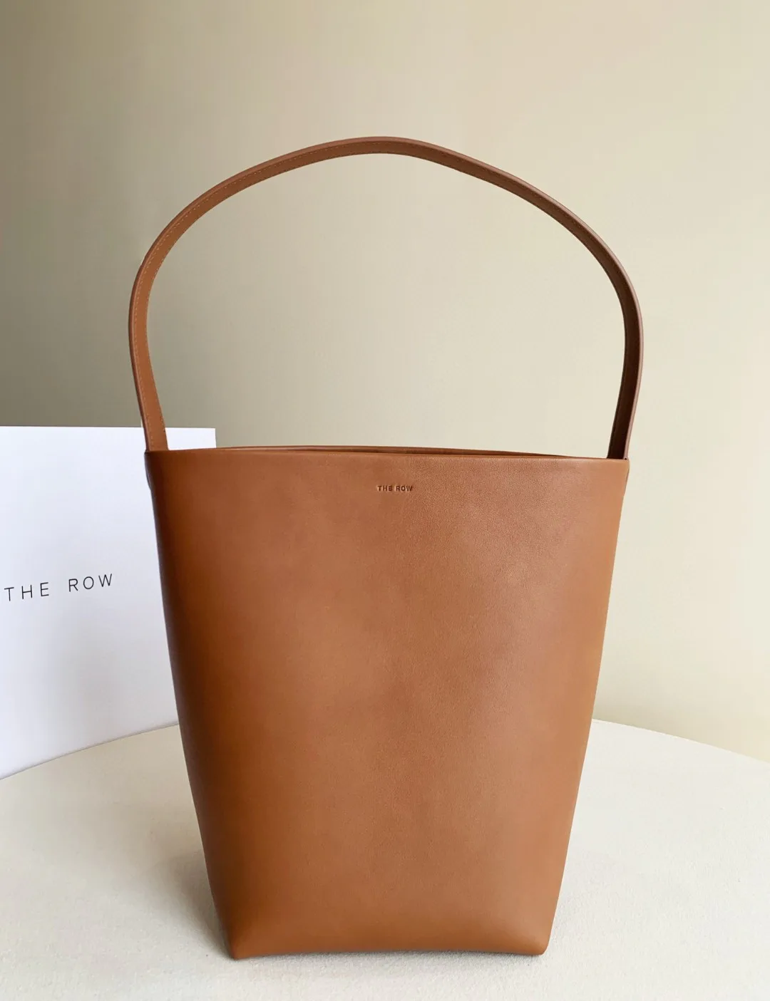 Women's Classic Handbags THE ROW 18070649