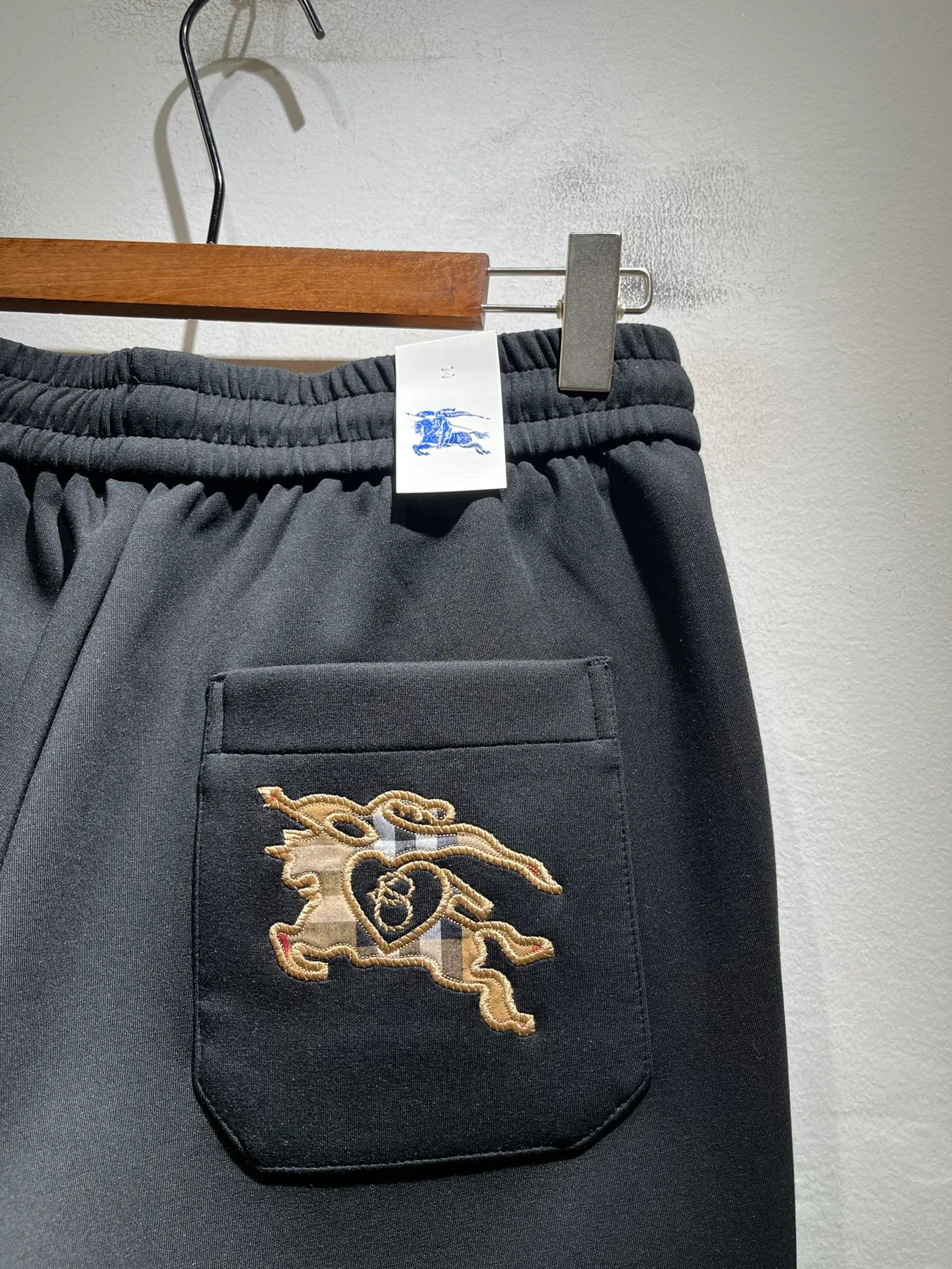 Men's Trousers BURBERRY 18343125