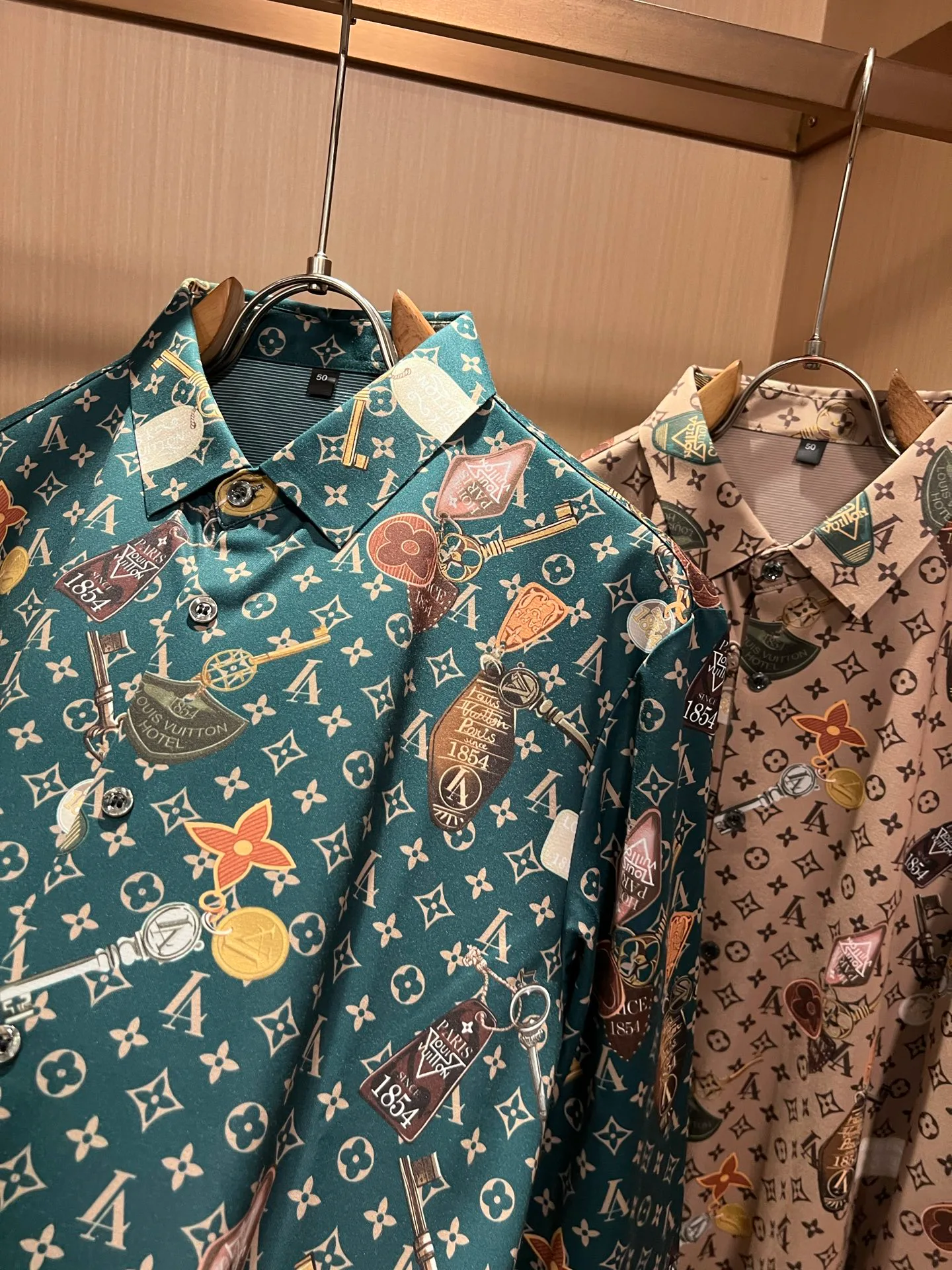 Men's Shirts LOUIS VUITTON 18292921