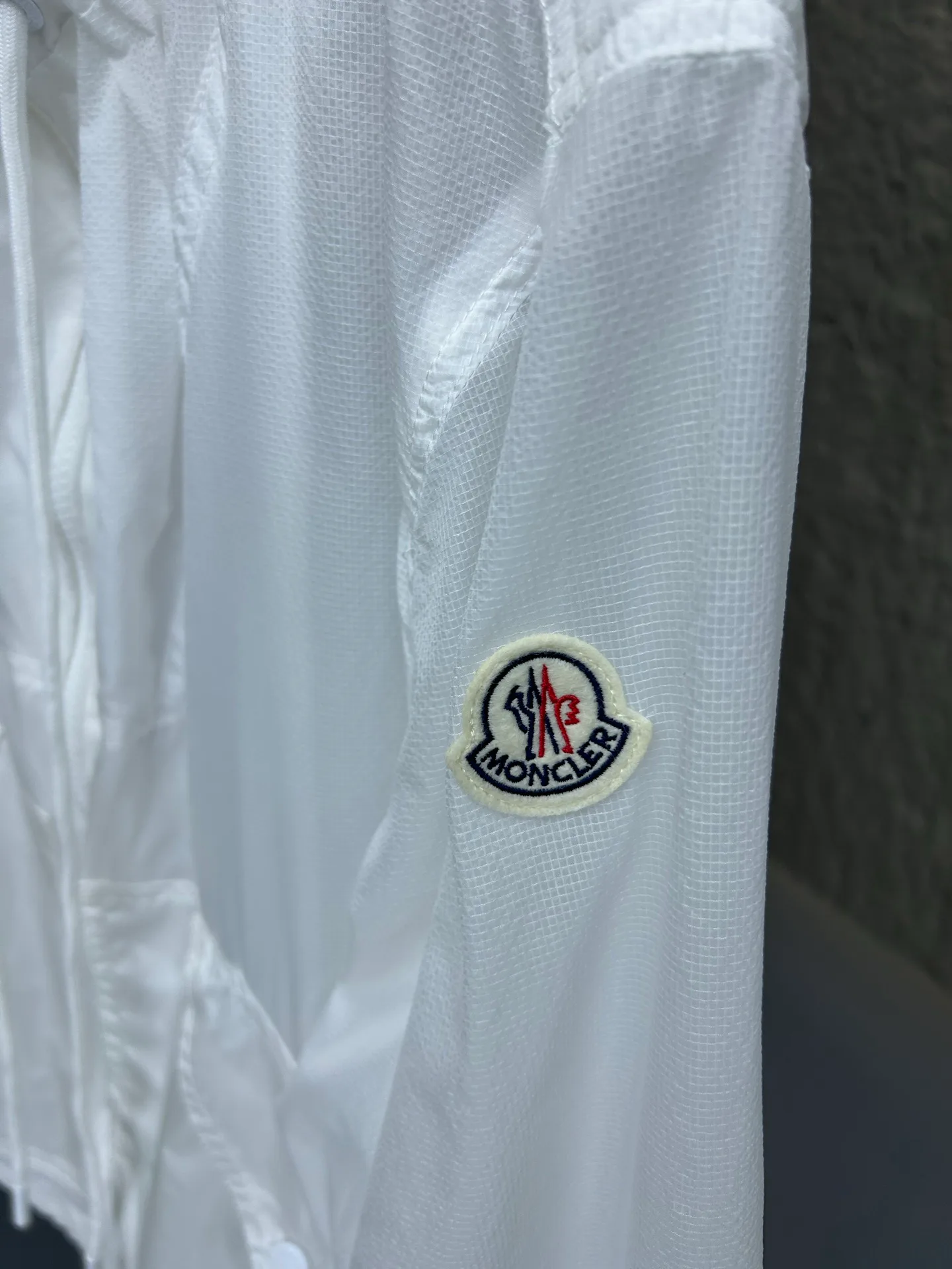 Women's Jackets And Down Jackets MONCLER 16968699