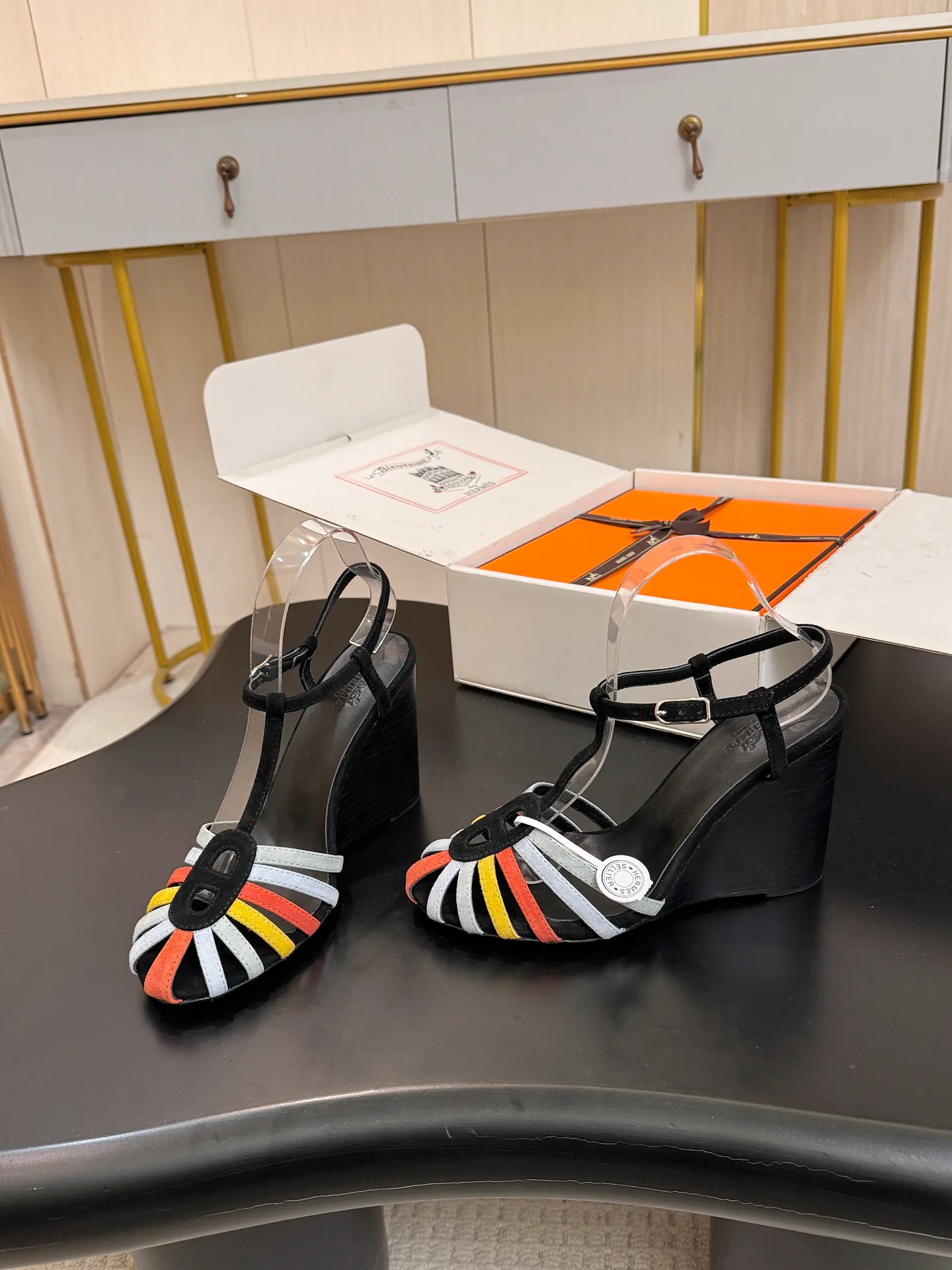 Women's Open-Toe Sandals HERMES 18103840