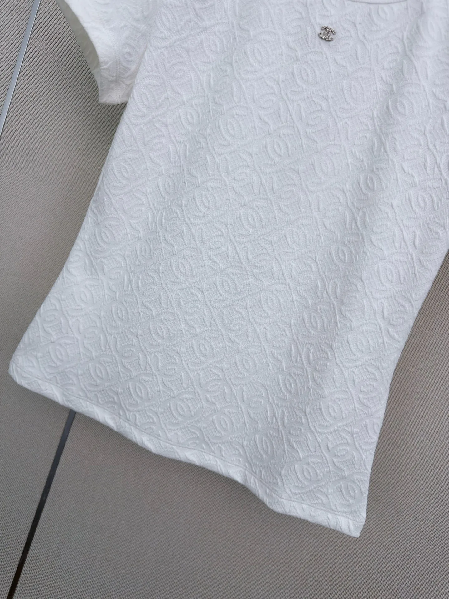 Women's T-Shirts CHANEL 17765624