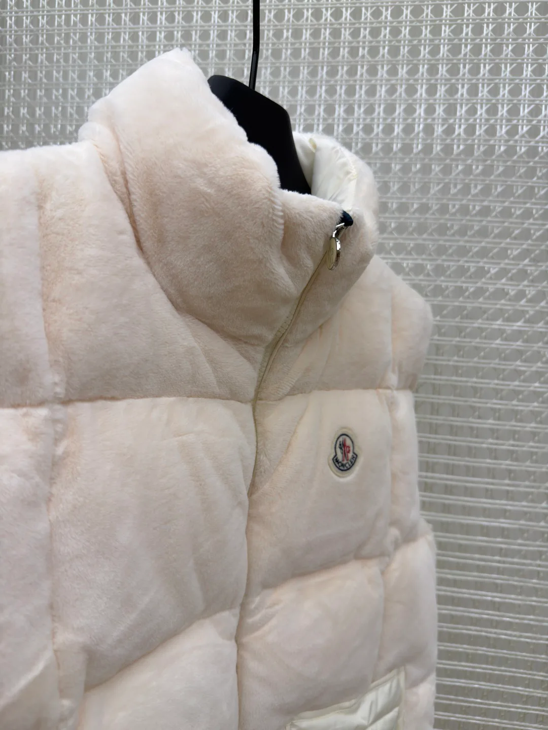 Жилеты Мужские Moncler 18612890