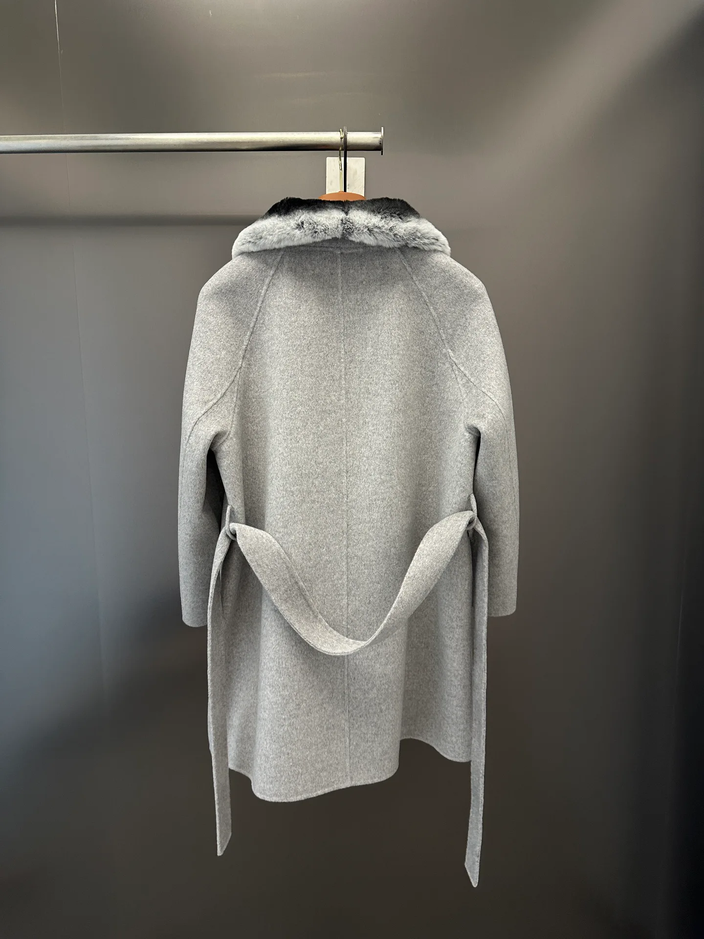 Women's Coats LORO PIANA 18364458
