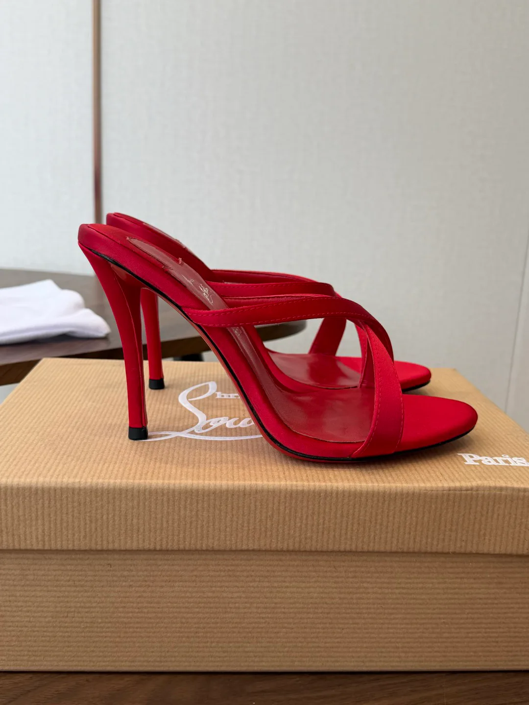 Women's Open-Toe Sandals CHRISTIAN LOUBOUTIN 18183100