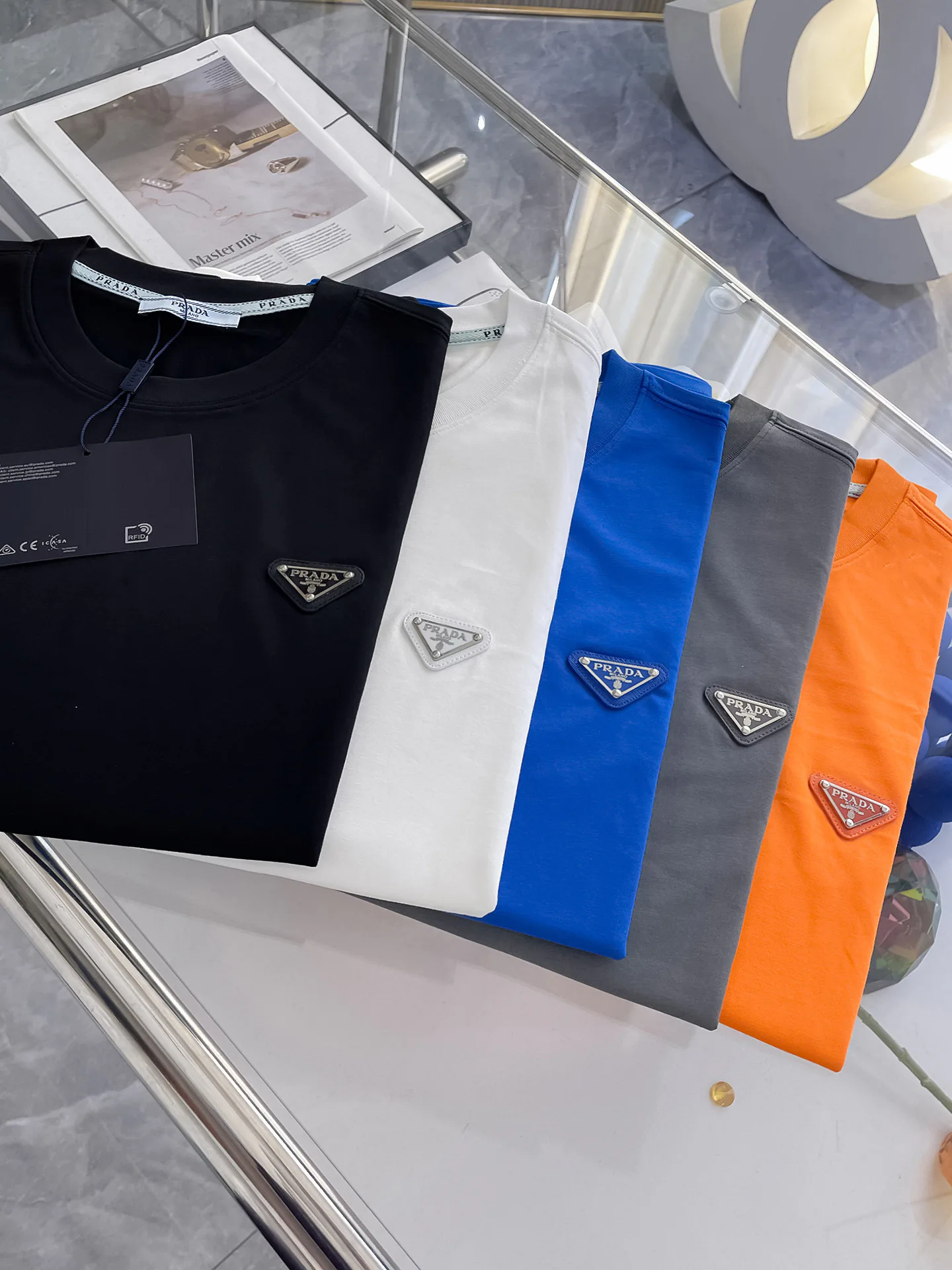 Men's T-Shirts PRADA 17579852