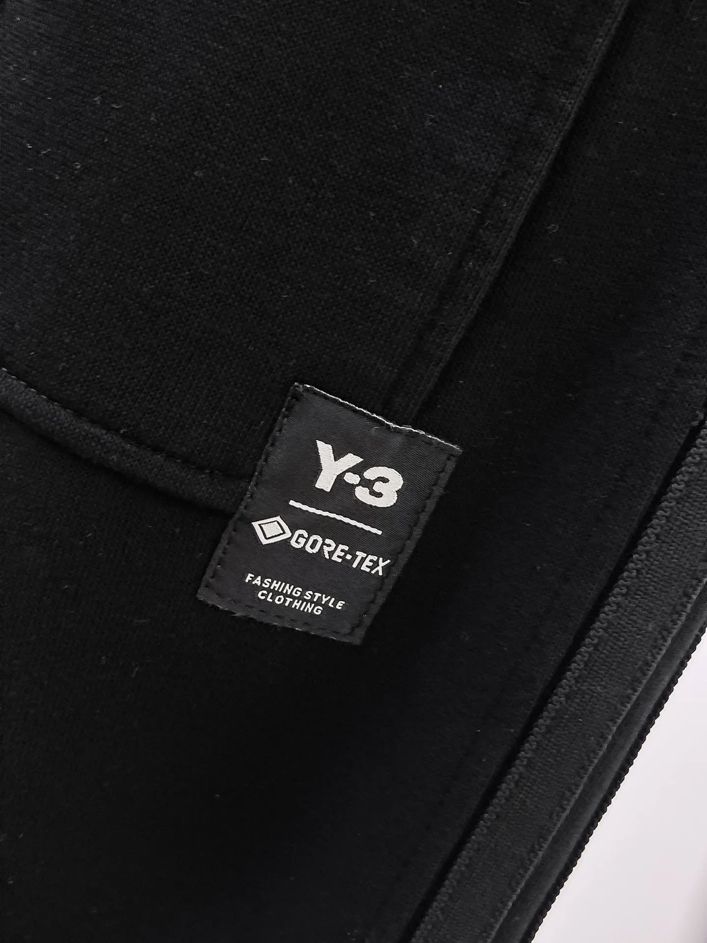 Men's Trousers Y-3 18399383