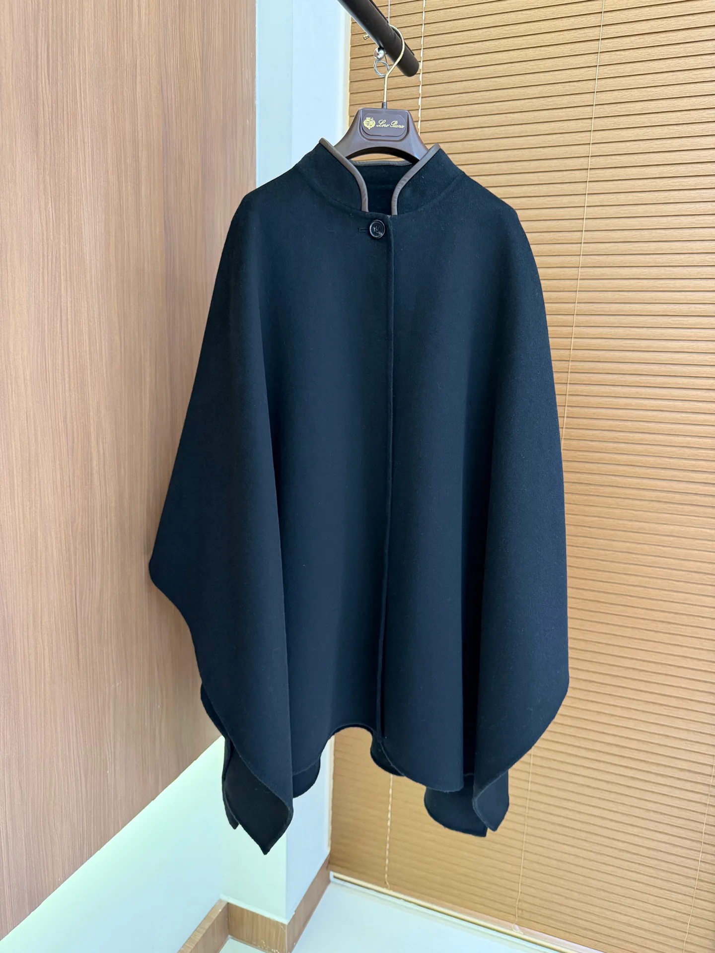 Women's Coats LORO PIANA 18274203