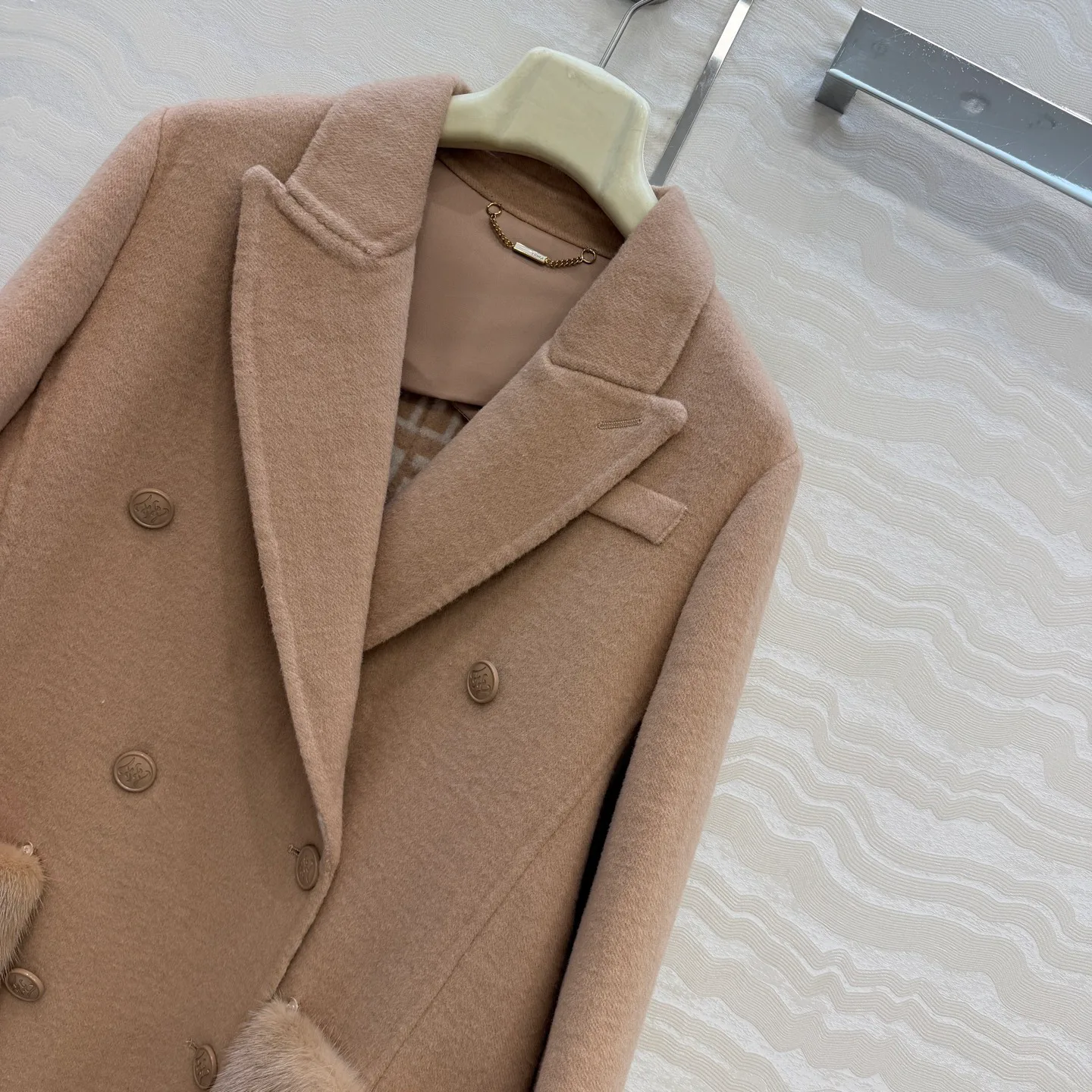 Women's Coats FENDI 18200678