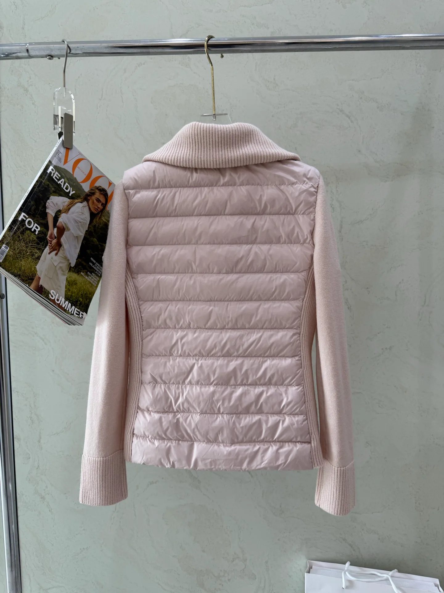 Women's Jackets And Down Jackets MONCLER 17918881