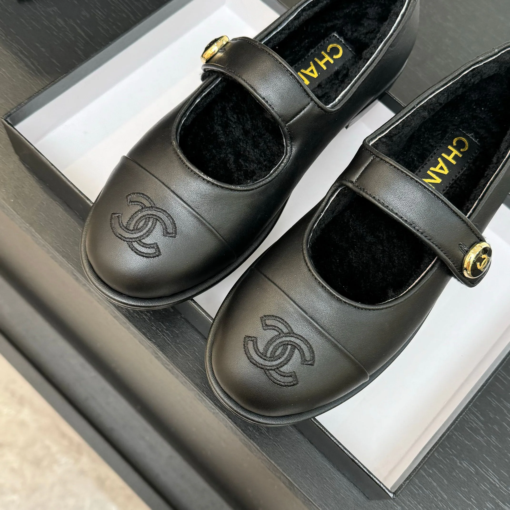 Women's Heels CHANEL 18216493