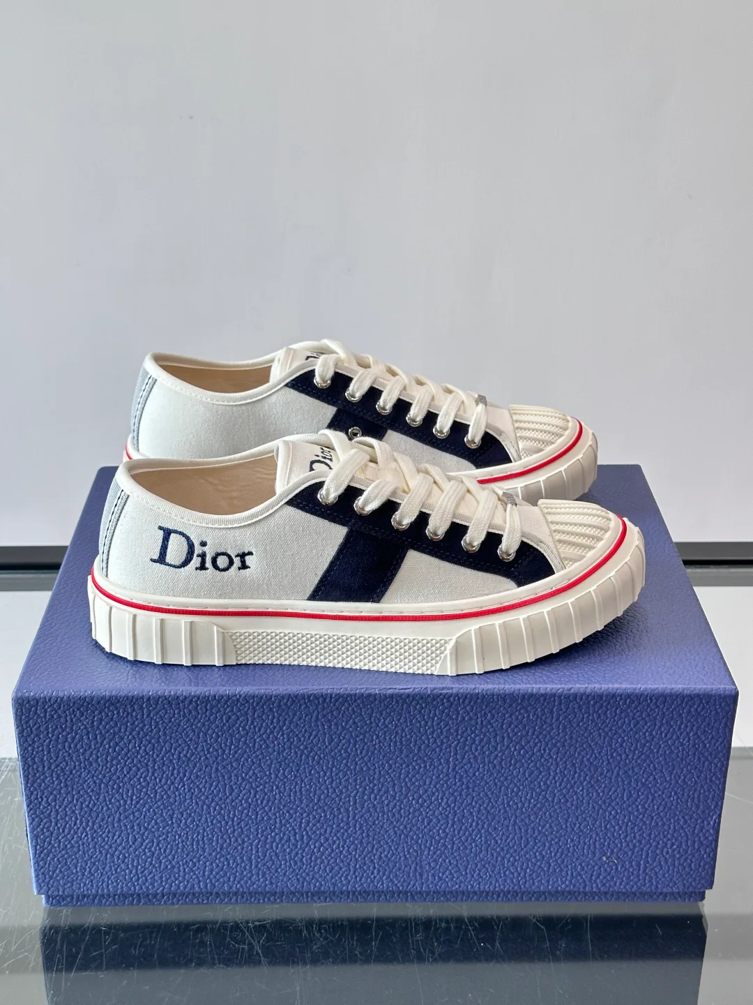Women's Sneakers CHRISTIAN DIOR 18102136