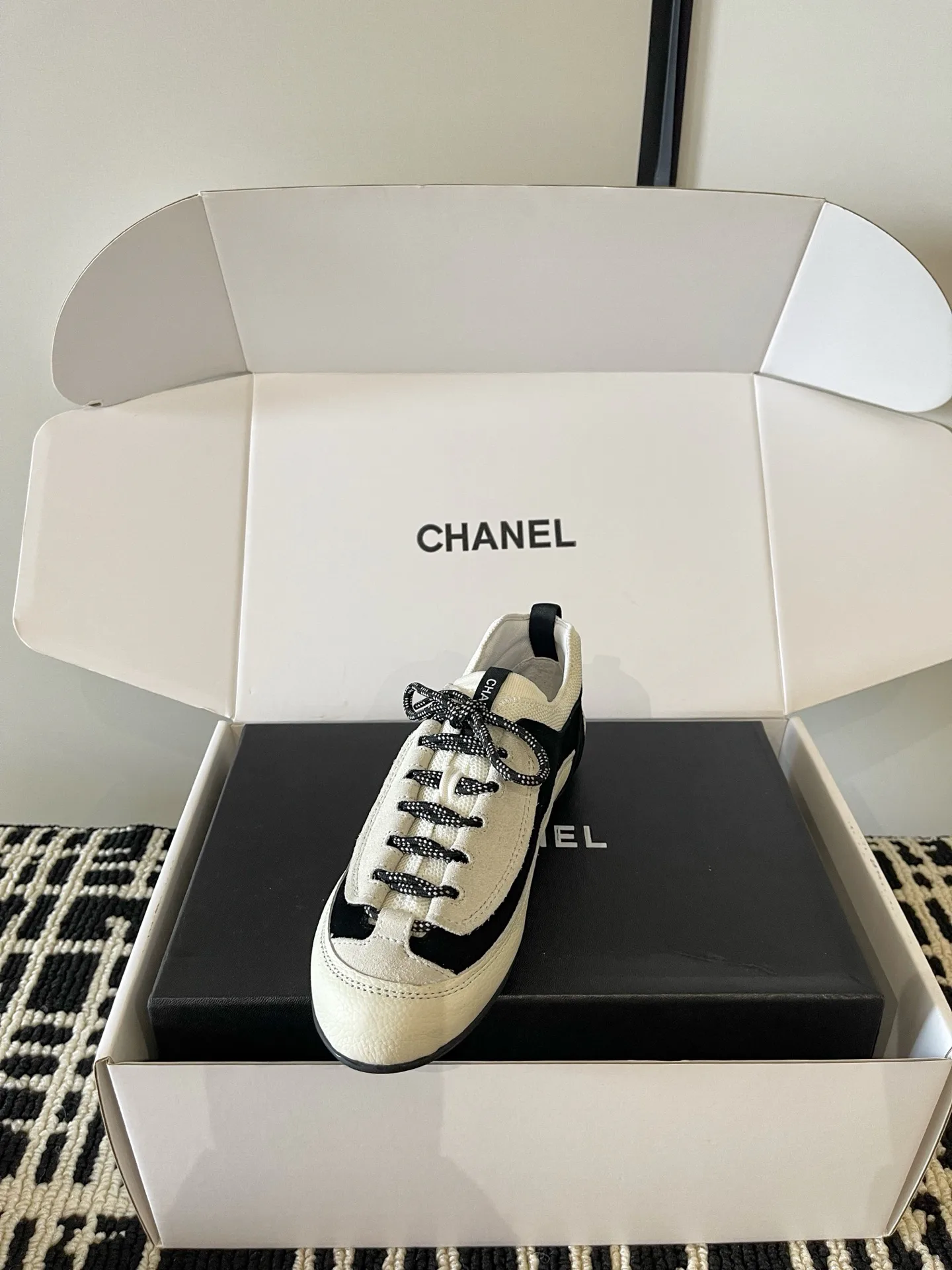 Women's Sneakers CHANEL 17866982