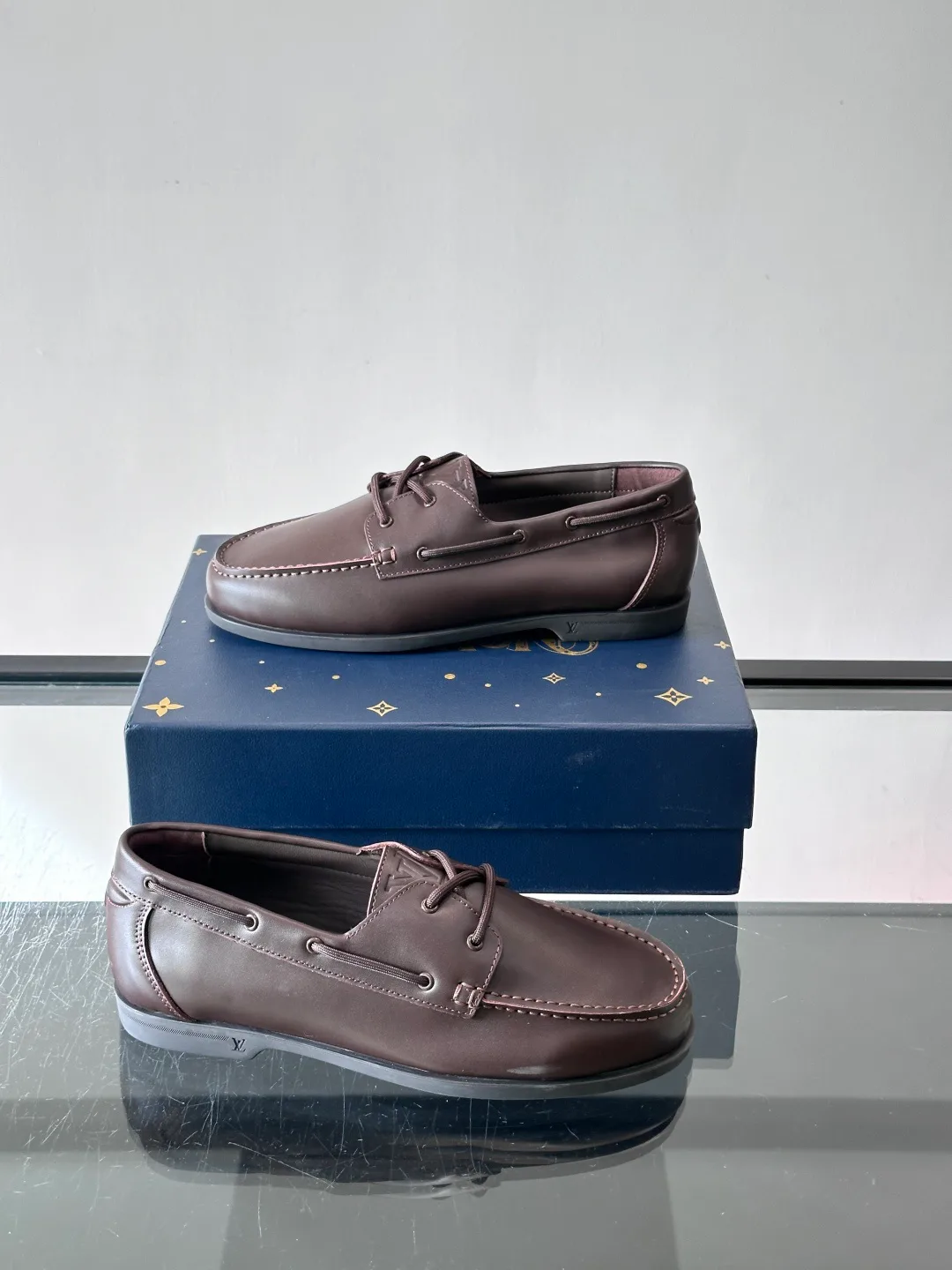 Men's Loafers And Dress Shoes LOUIS VUITTON 18118553