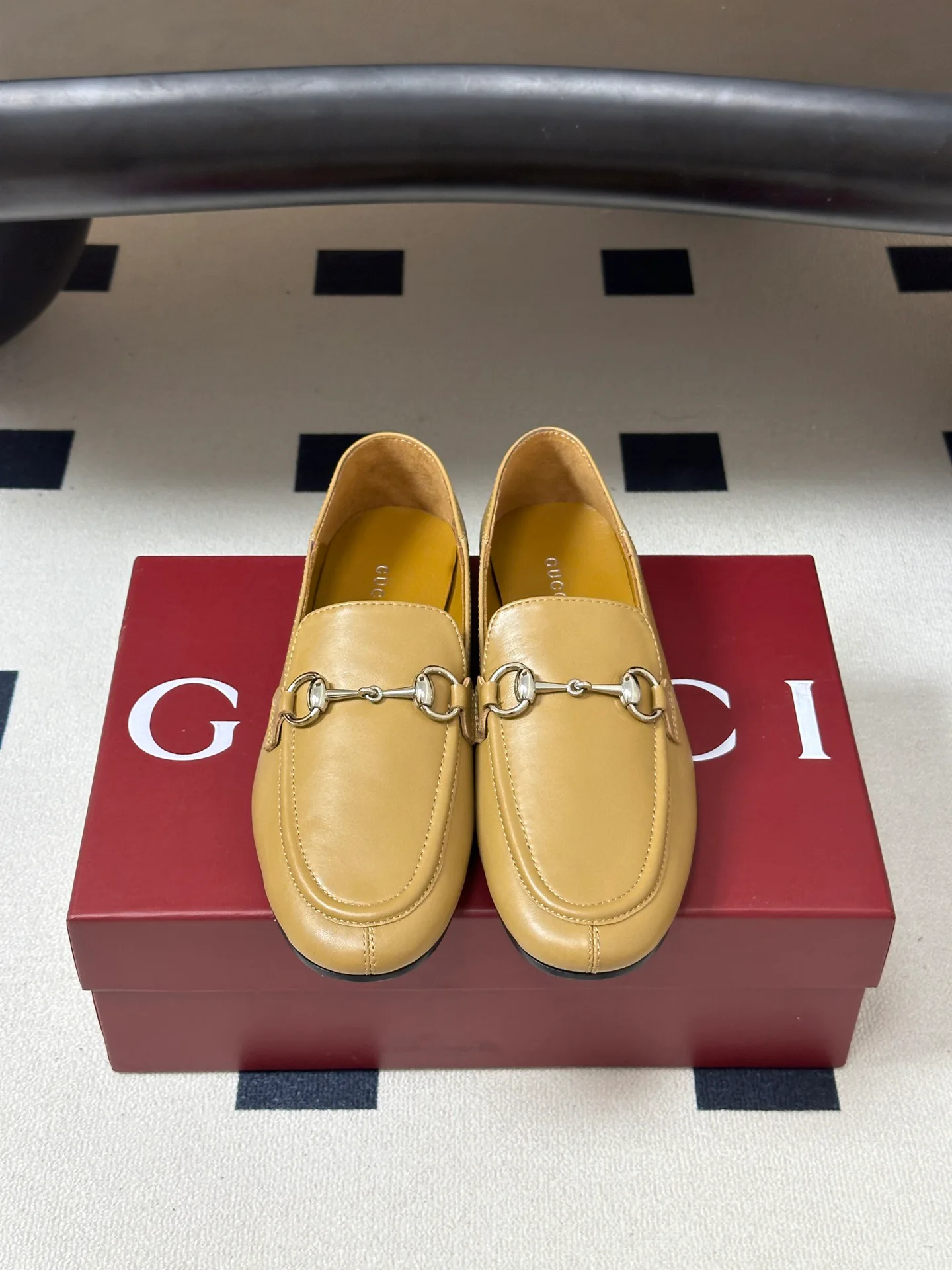 Women's Loafers And Moccasins GUCCI 18049746