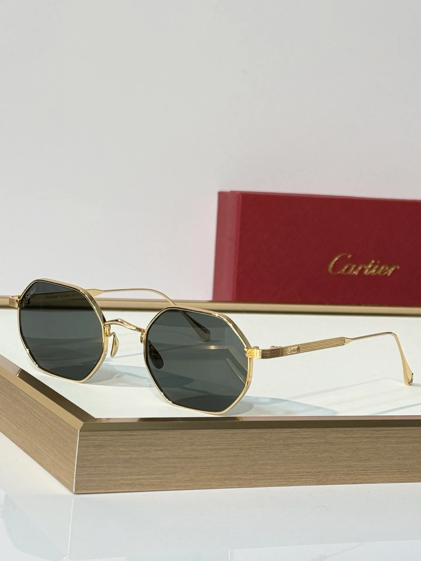 Glasses CARTIER 18117680