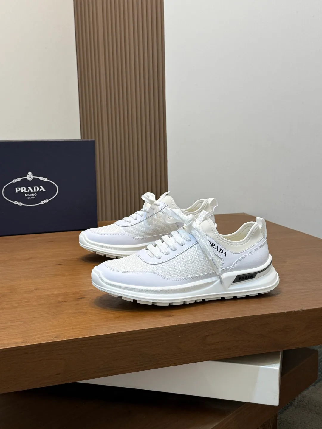 Men's Sneakers PRADA 17809327