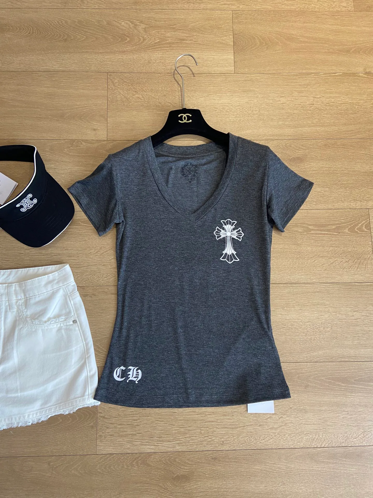 Women's T-Shirts CHROME HEARTS 17160001