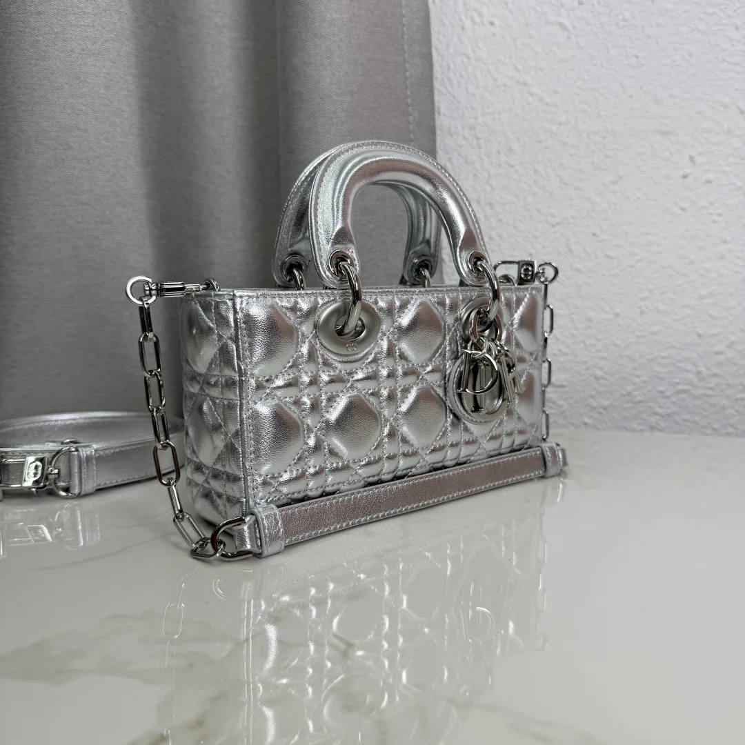 Women's Classic Handbags CHRISTIAN DIOR 18116447
