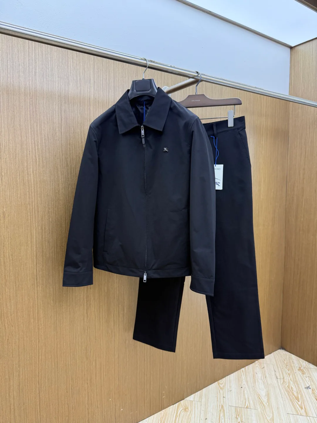 Men's Jackets And Down Jackets BURBERRY 18080591