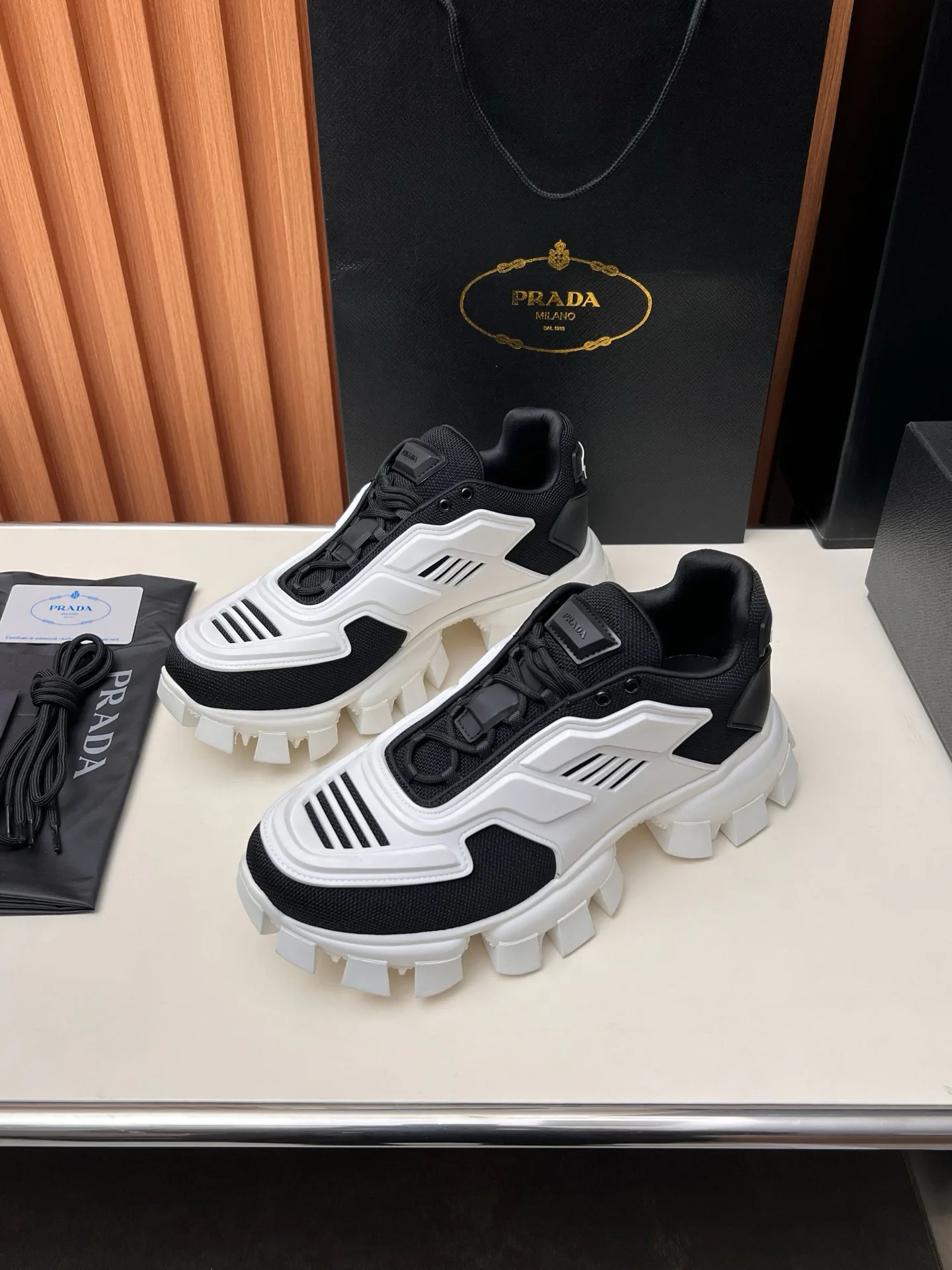 Women's Sneakers PRADA 17955143