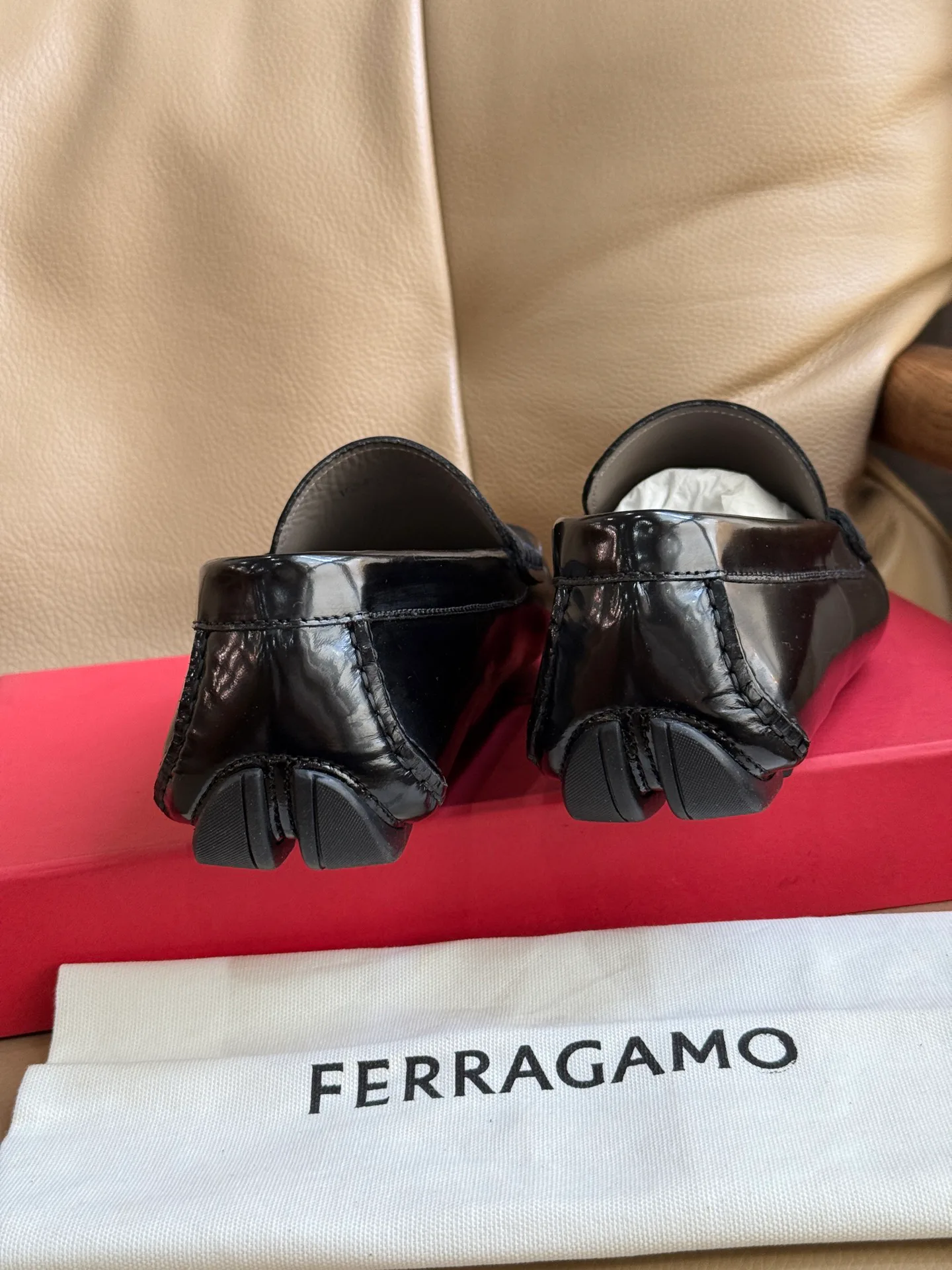 Men's Loafers And Dress Shoes SALVATORE FERRAGAMO 18117116