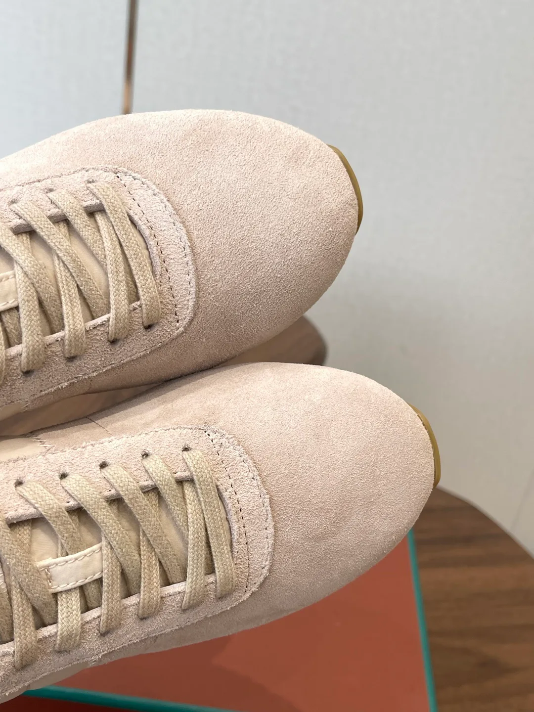 Women's Sneakers LORO PIANA 17364672
