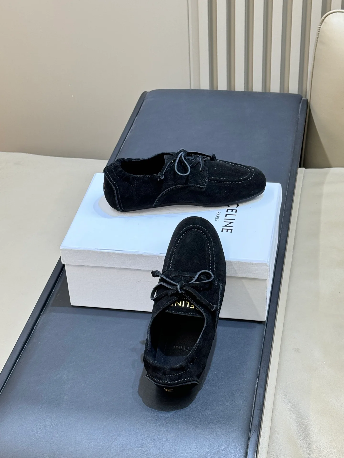 Women's Loafers And Moccasins CELINE 18073384