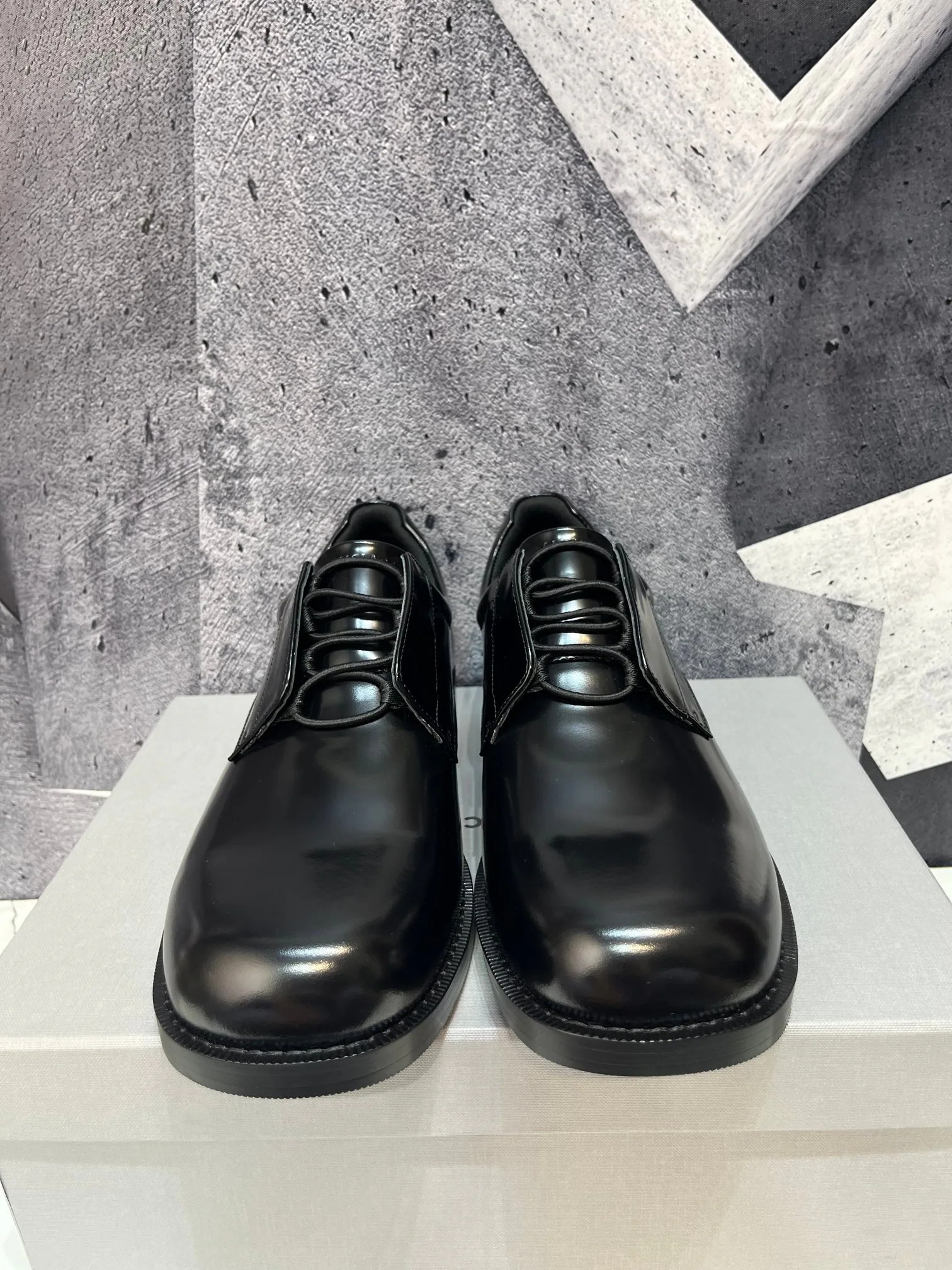 Men's Loafers And Dress Shoes BALENCIAGA 19533582